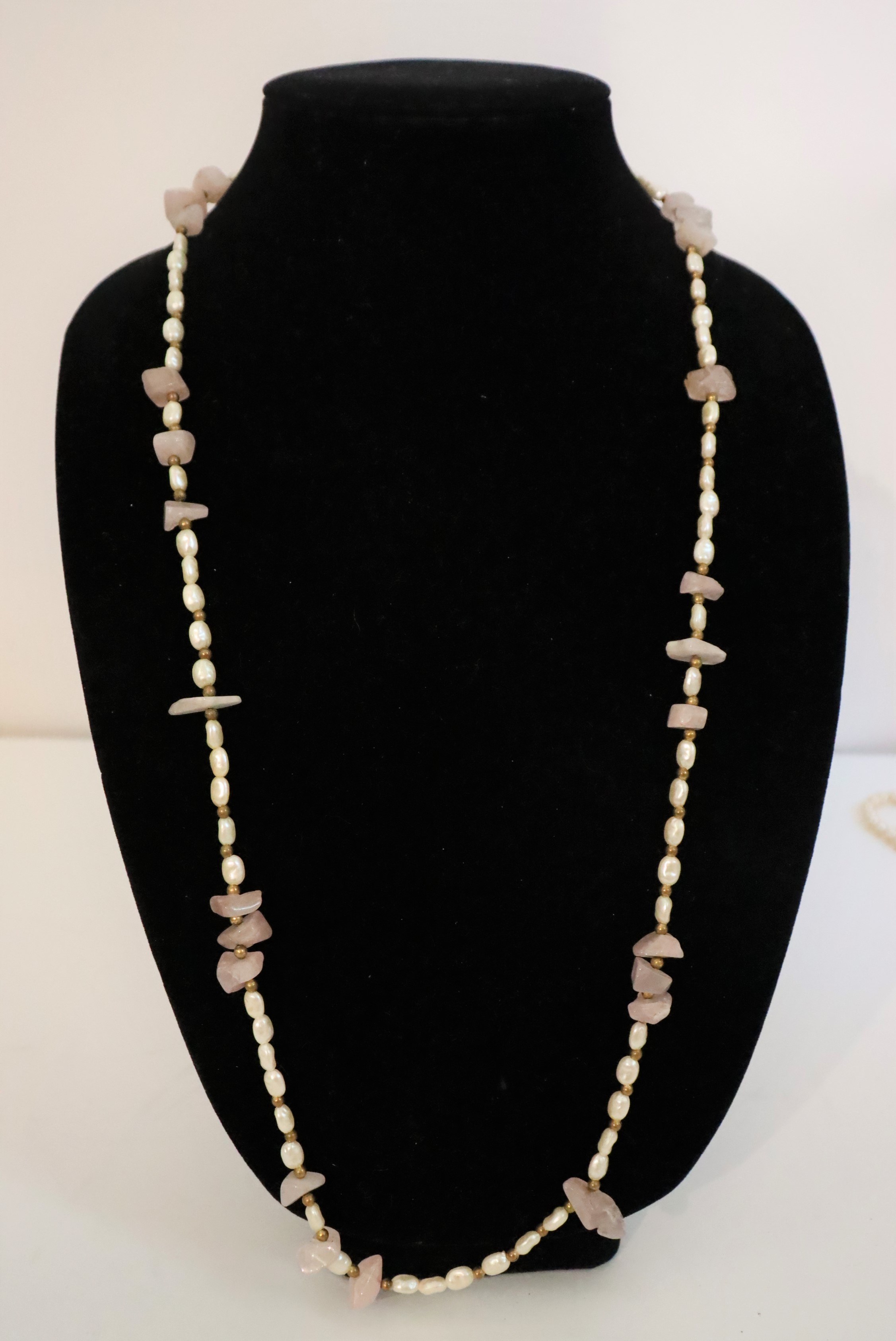 Large Collection of (10) Pearl / Beaded Necklaces - Image 13 of 20