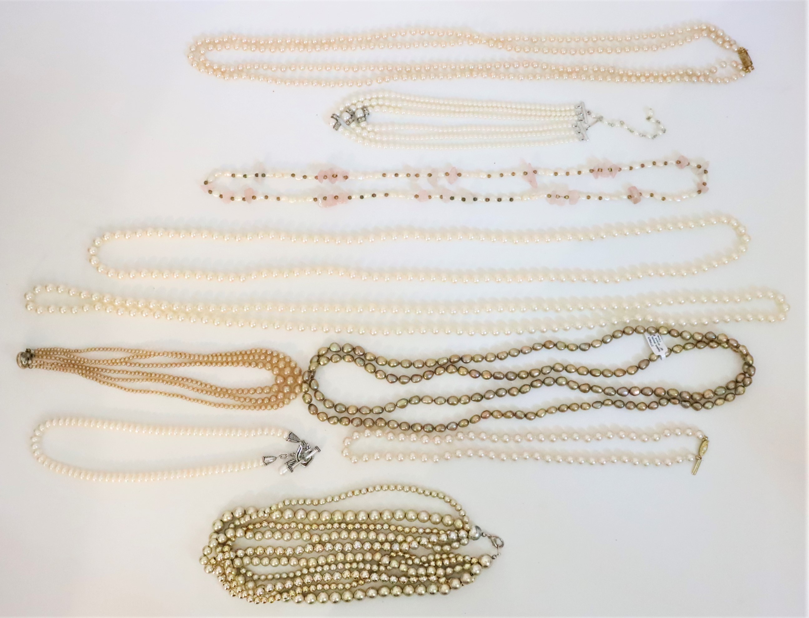 Large Collection of (10) Pearl / Beaded Necklaces - Image 19 of 20