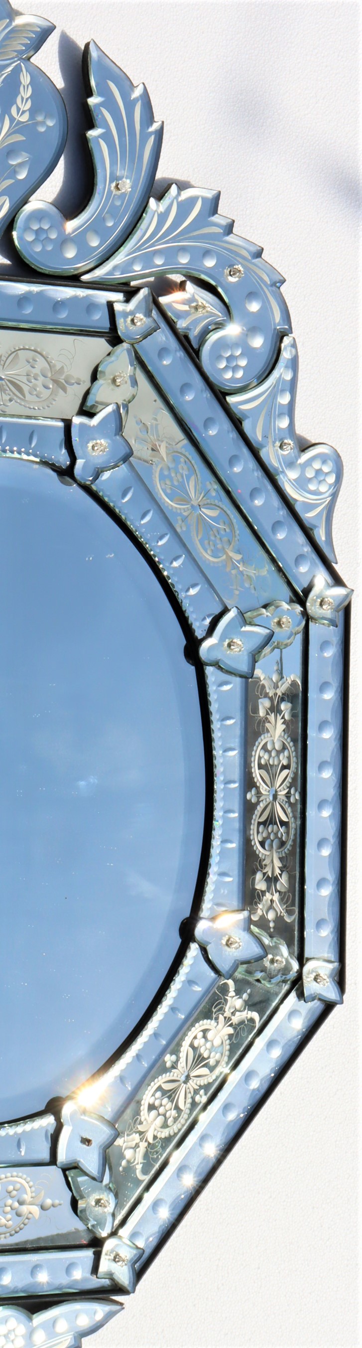 Art Nouveau Floral Etched Venetian Style Mirror - Image 3 of 3