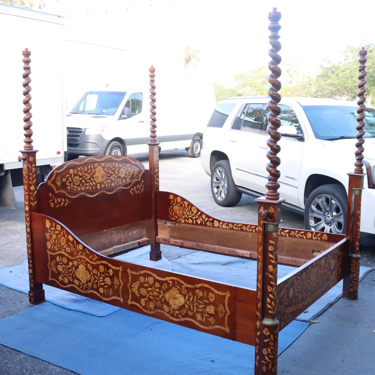 Antique Italian Inlaid Bed - Image 20 of 22