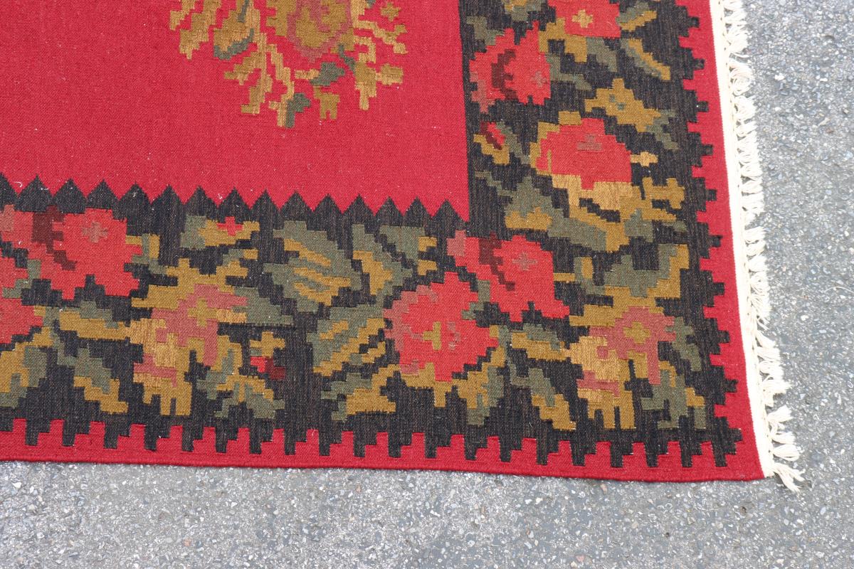 Hand Woven Red Floral Rug, Room Sized - Image 3 of 6