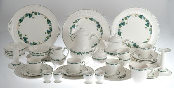 Service, Villeroy & Boch, Green Park, bestehend aus Kaffee- und Teekanne, 6 Gedecken, Zuckerdose un