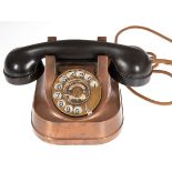 Telefon, Ericsson um 1950, Kupfer, Bakelithörer, Kabel besch., Gebrauchspuren, 12x13x13 cm