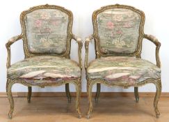 Paar Sessel im Louis-Seize-Stil, um 1830/40, Holz, Stuckverzierungen, grün und gold gefaßt, gepolst