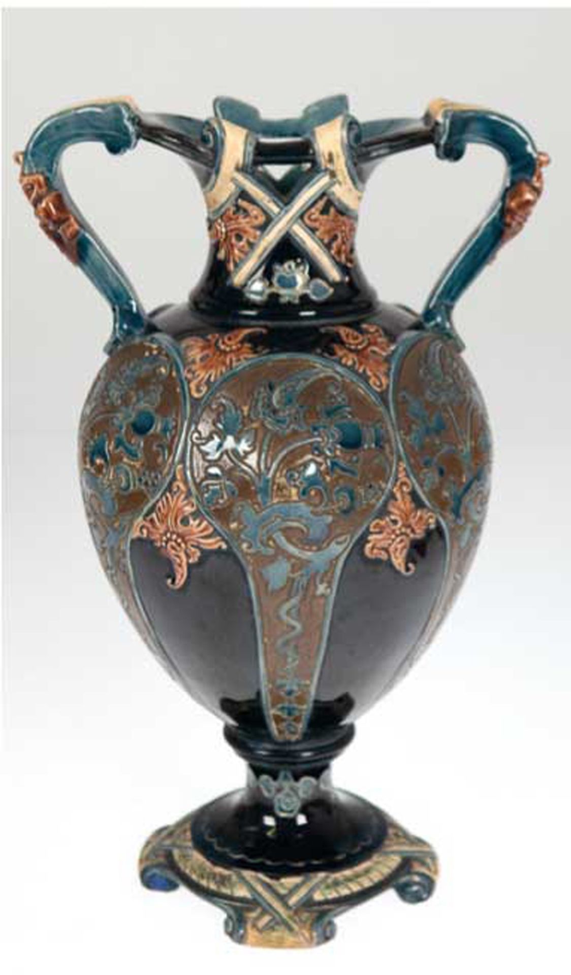 Jugendstil-Vase, Böhmen, Majolika, Gerbing & Stephan, Ritznummer 3992, Amphorenform mit 2 seitliche