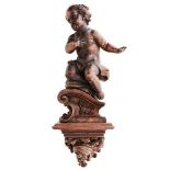 Putto auf Konsole