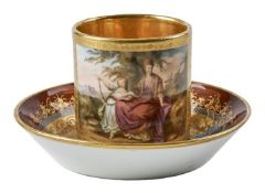 Goldfond-Tasse mit originaler Untertasse