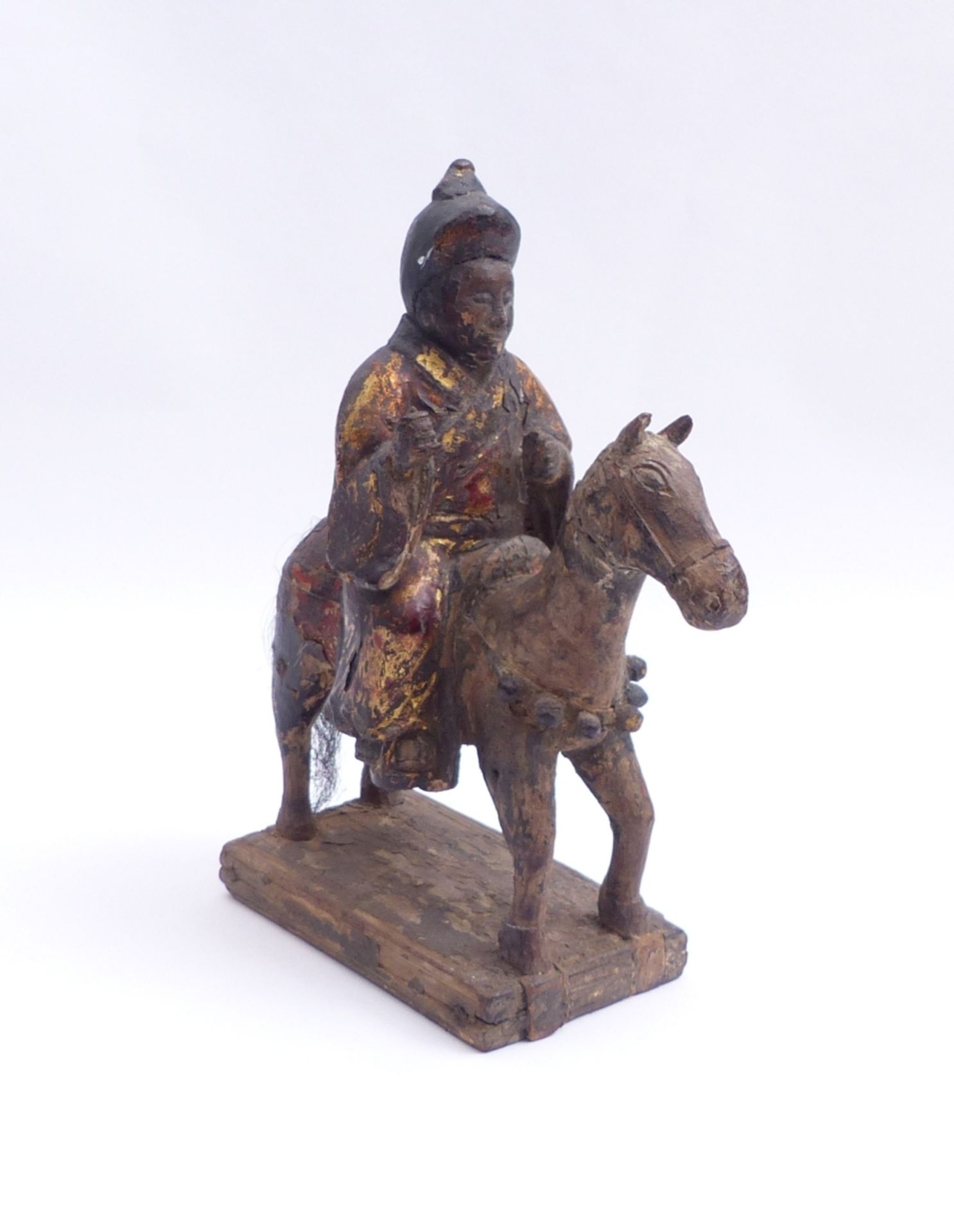 Tempelfigur eines Gelehrten zu Pferd - Image 2 of 18