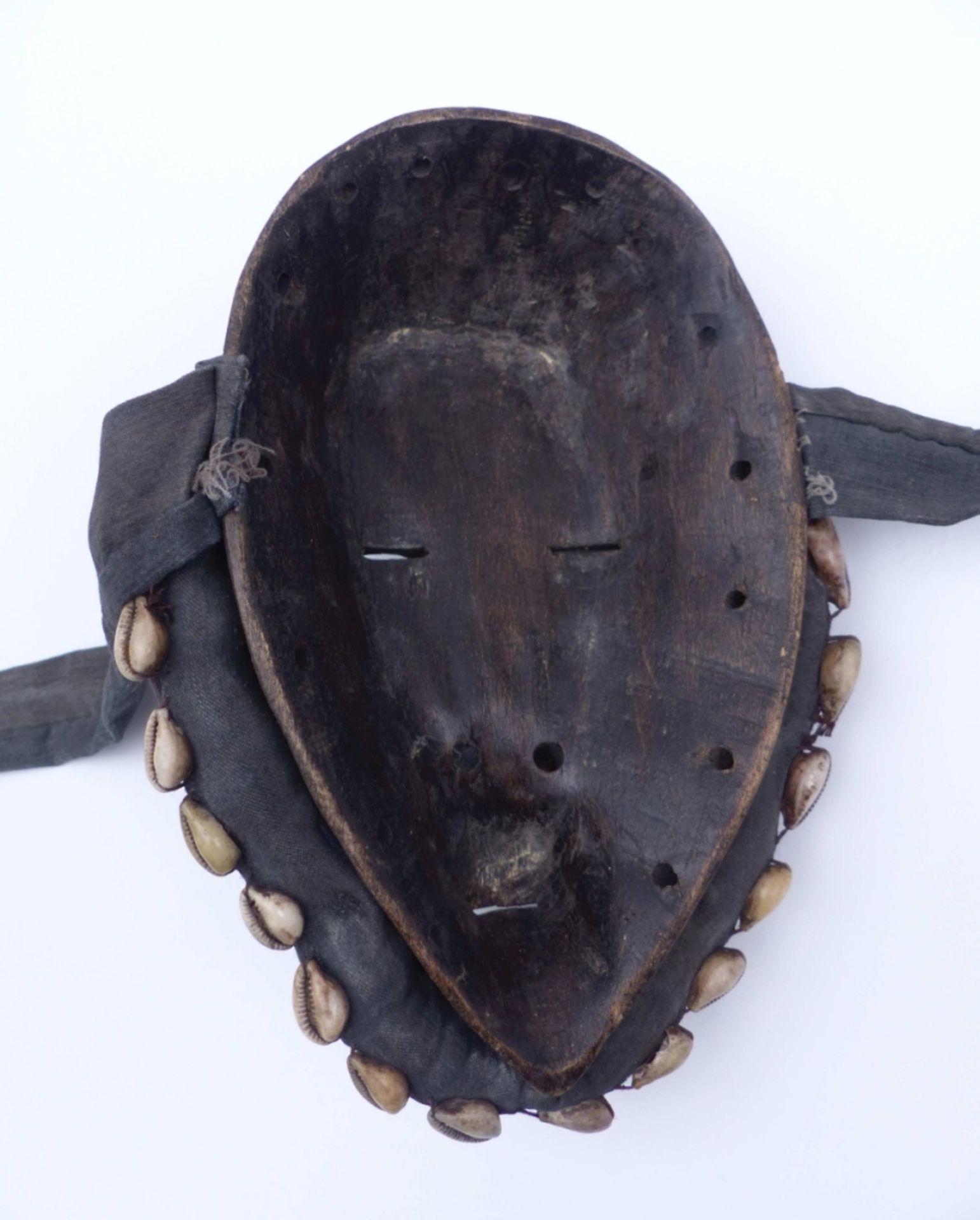 Maske der Yakuba (auch: Dan od. Gio) - Bild 2 aus 3