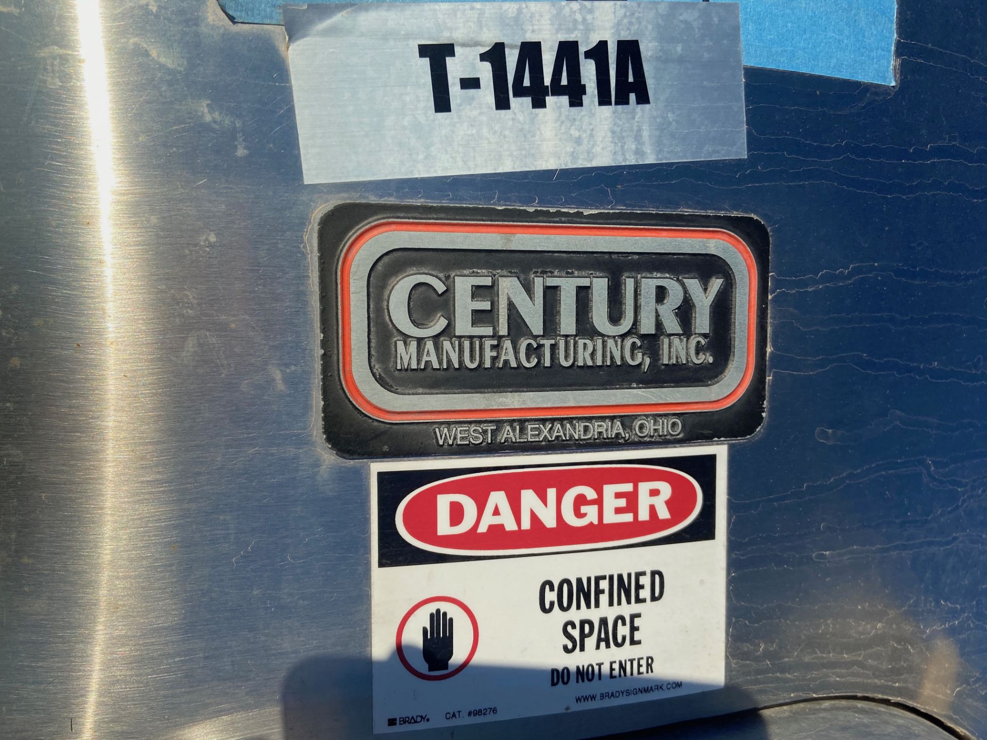 Century Stainless Steel Tank, 2132 Gal, Serial# 1247-01, Rigging/ Loading Fee: $50 - Image 4 of 7