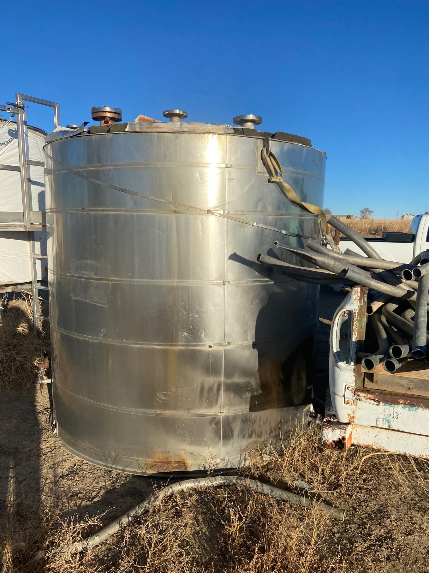 Stainless Steel Jacketed Tank, Rigging/ Loading Fee: $75 - Image 2 of 5