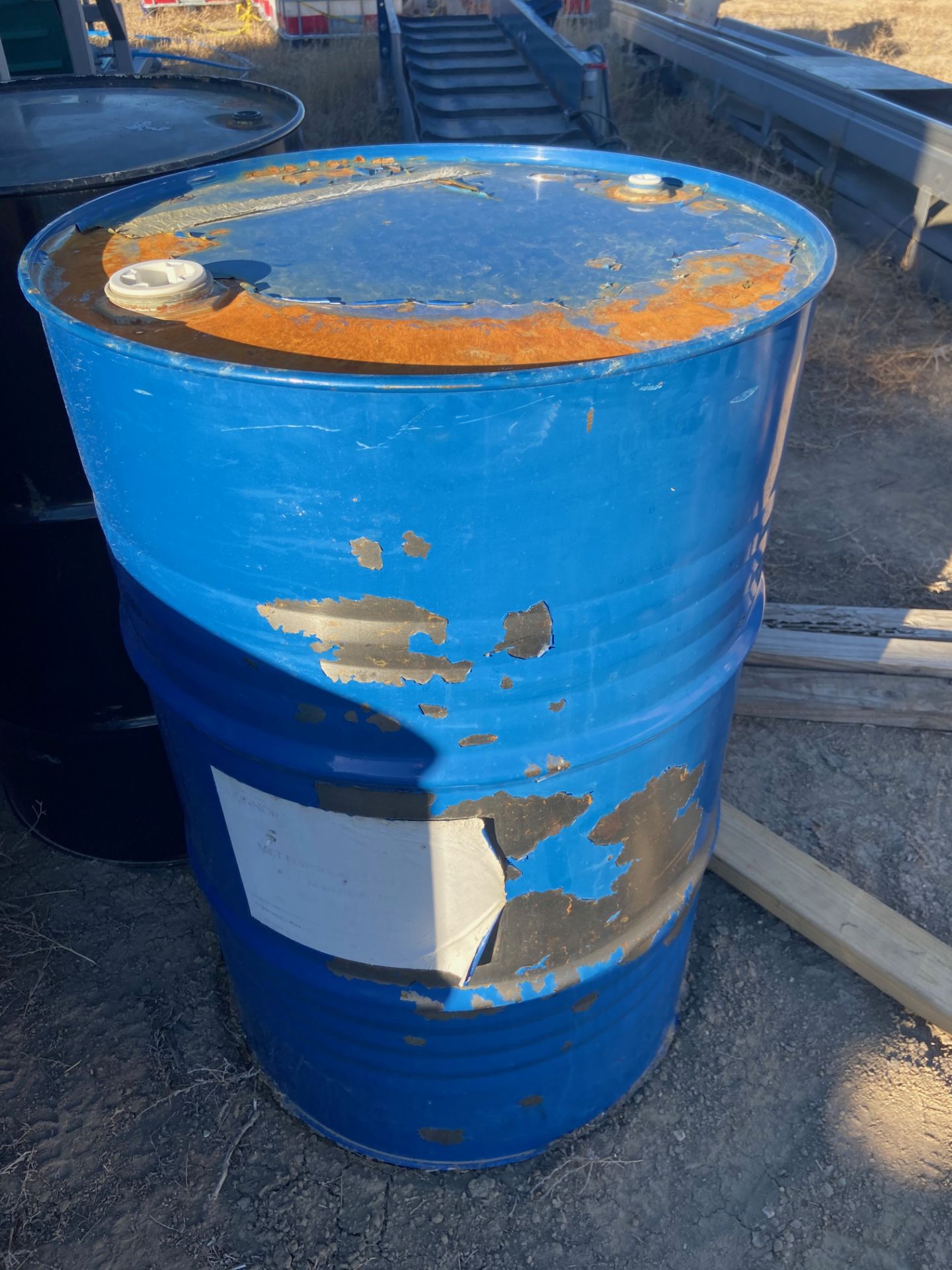Metal Drums, Qty 15, Rigging/ Loading Fee: $20 - Image 3 of 4