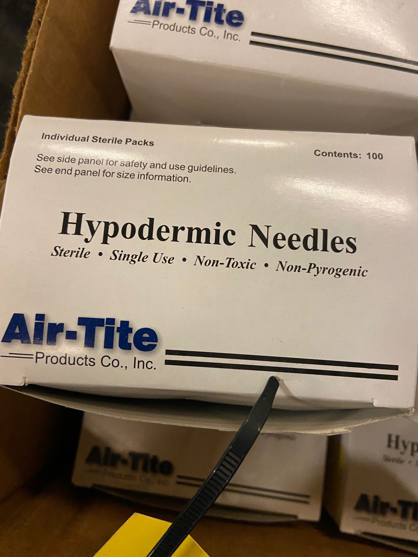Box of Hypodermic Needles (All Pictured), 19G x 1", Ref# 8300015036, - Image 4 of 6