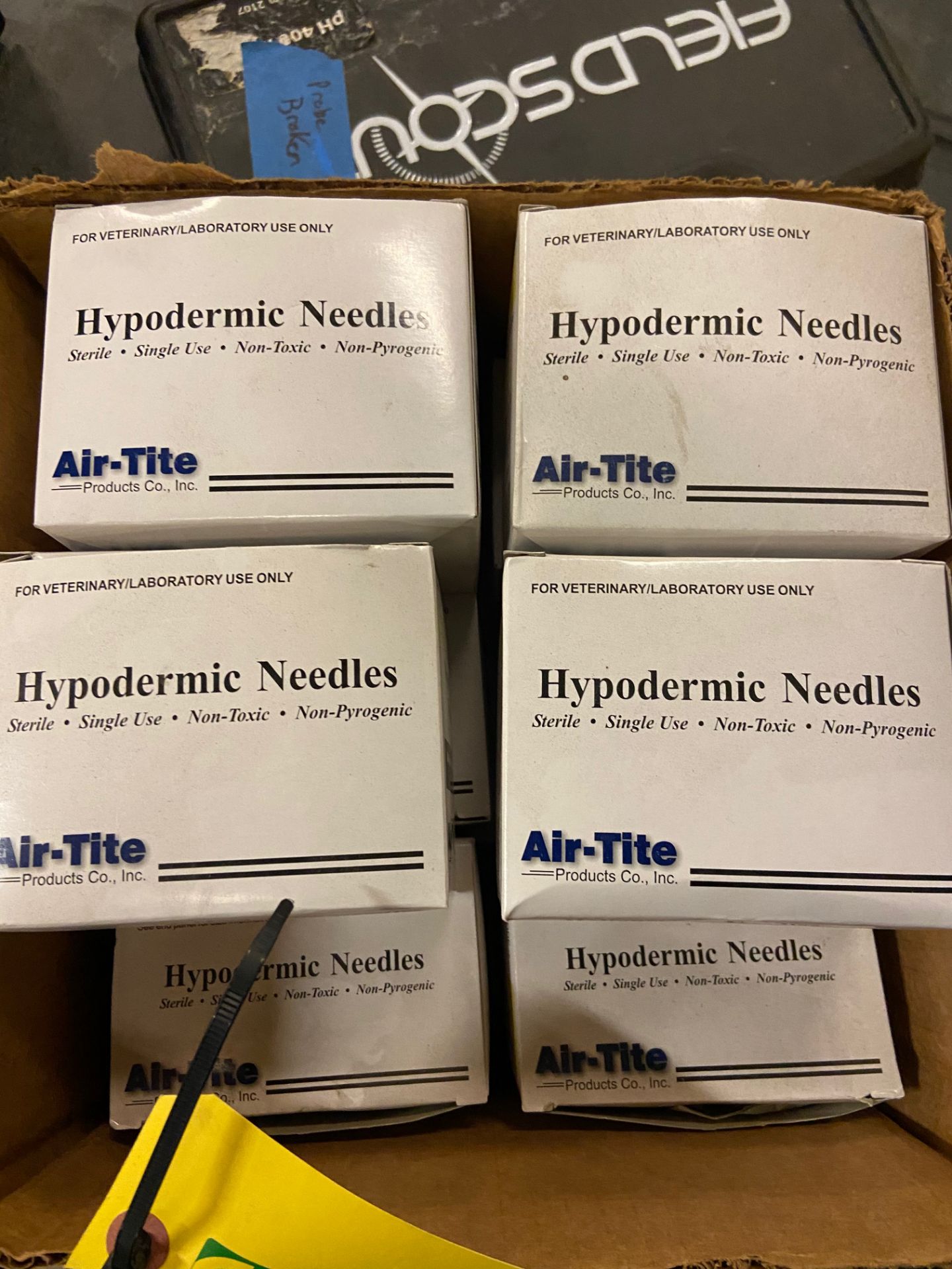 Box of Hypodermic Needles (All Pictured), 19G x 1", Ref# 8300015036, - Image 2 of 6