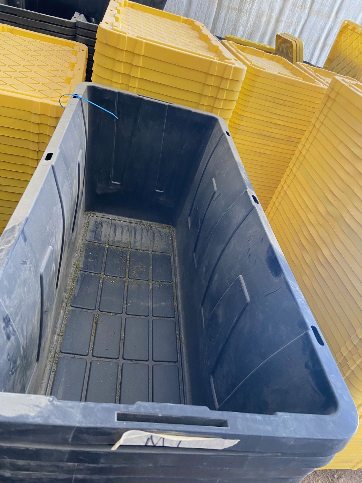 Plastic Totes w/ Lids, Approximate Qty 150, 55 Gallon, Rigging/ Loading Fee: $25 - Image 2 of 2