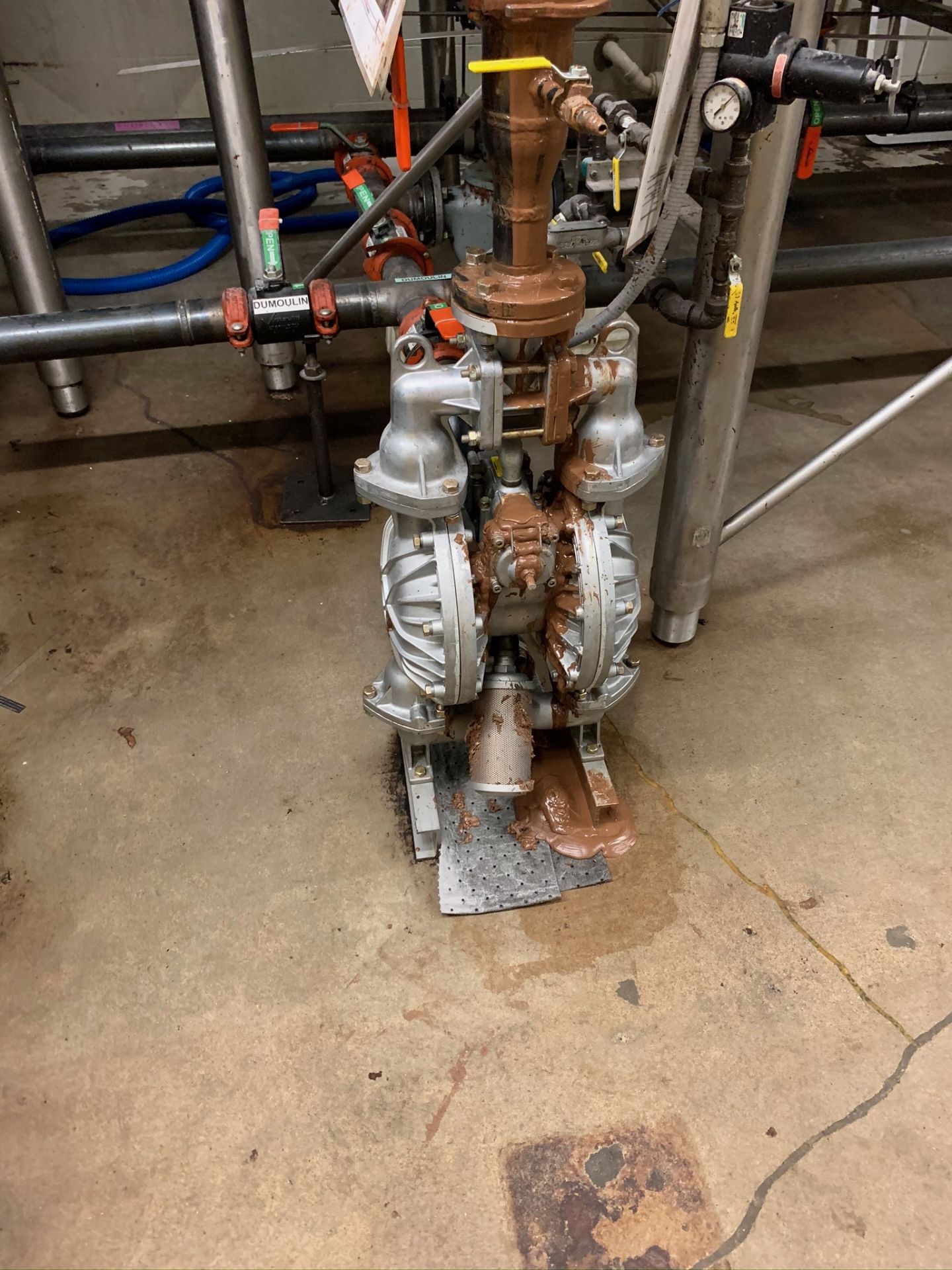 (Located in Burlington WI) Diaphram Pump