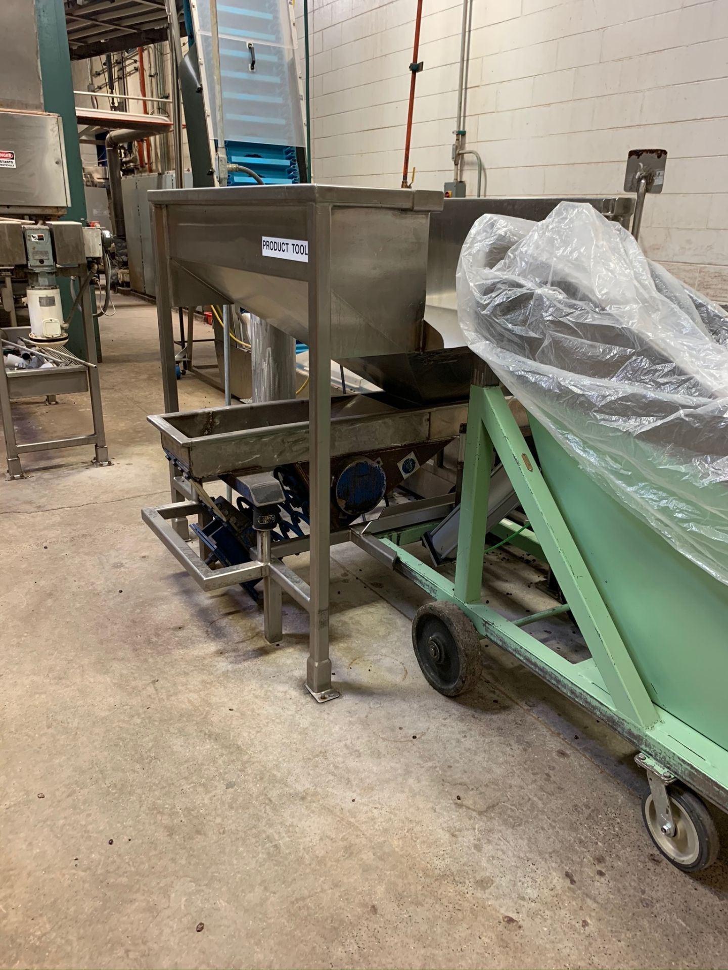 (Located in Burlington WI) Stainless Hopper with Vibratory Conveyor - Image 3 of 3