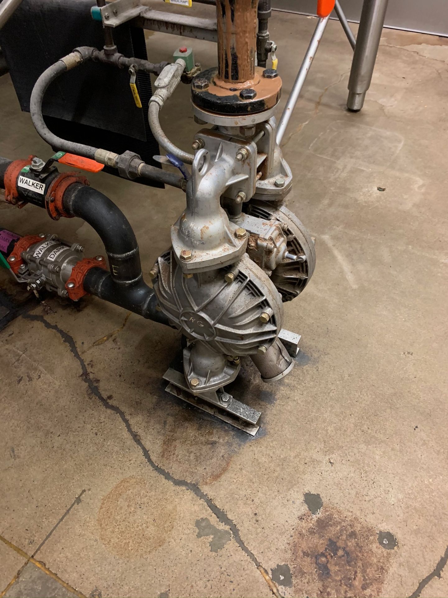 (Located in Burlington WI) Diaphram Pump