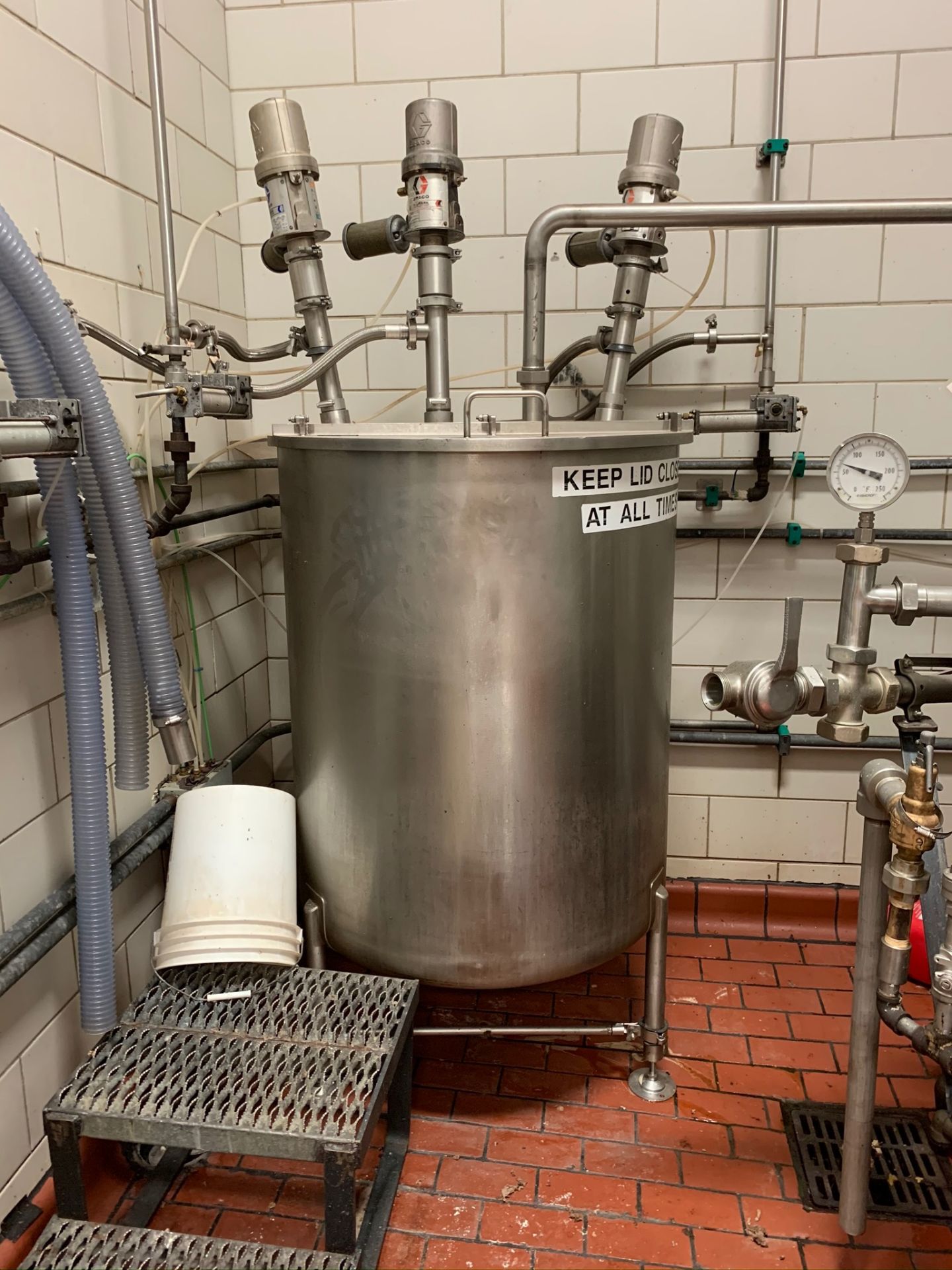 (Located in Burlington WI) Stainless Tank with Graco Pumps - Image 3 of 3