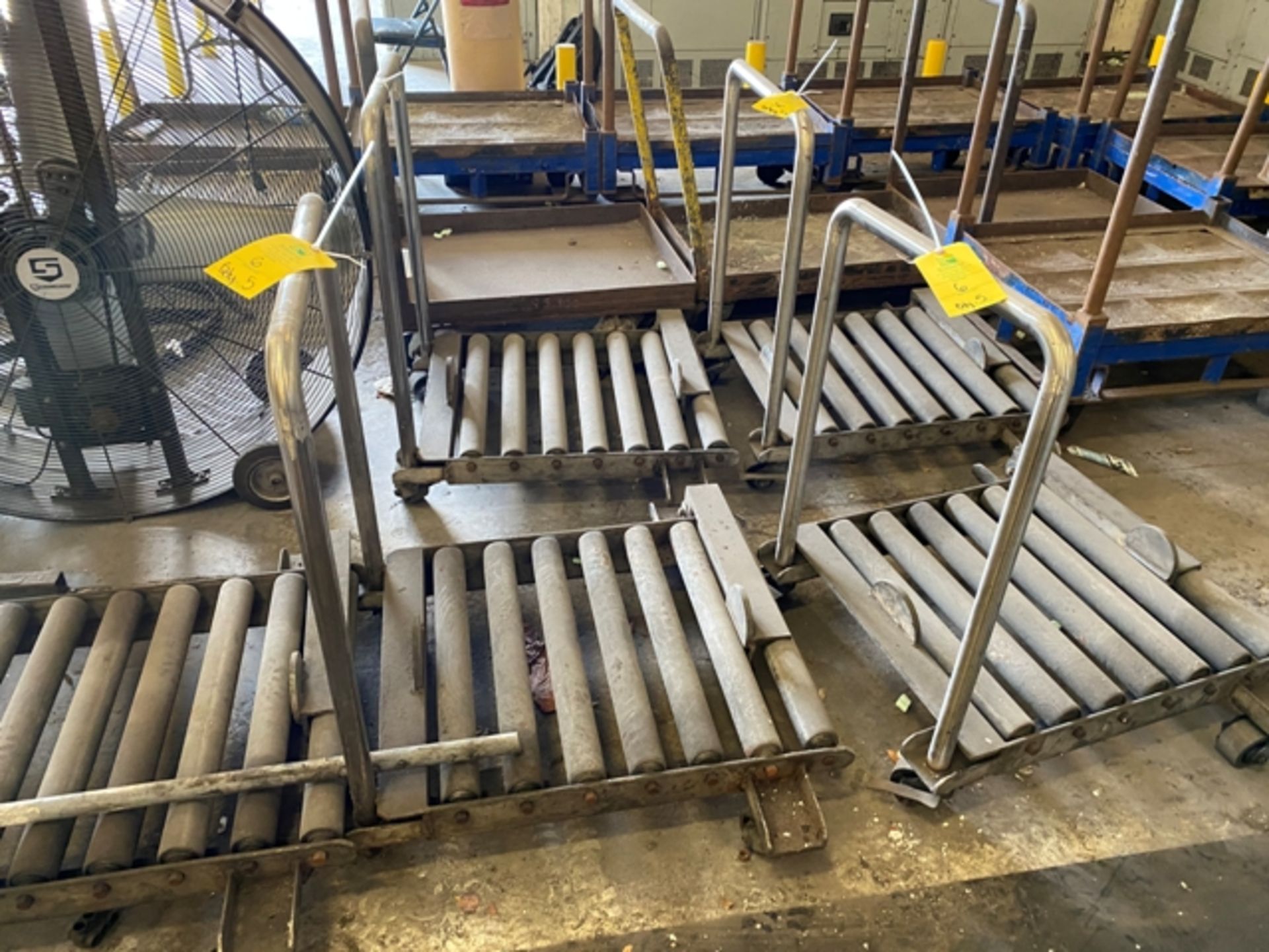 Rolling Carts, Qty. 5 Rigging Price $25