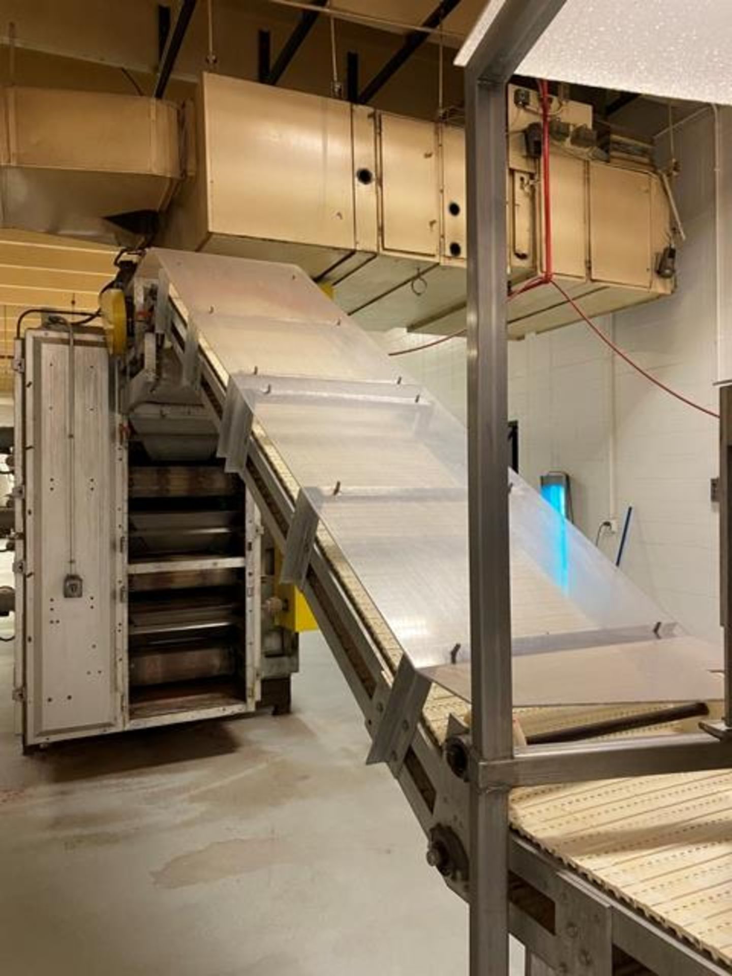 Incline Material Processing Conveyor - Image 2 of 4