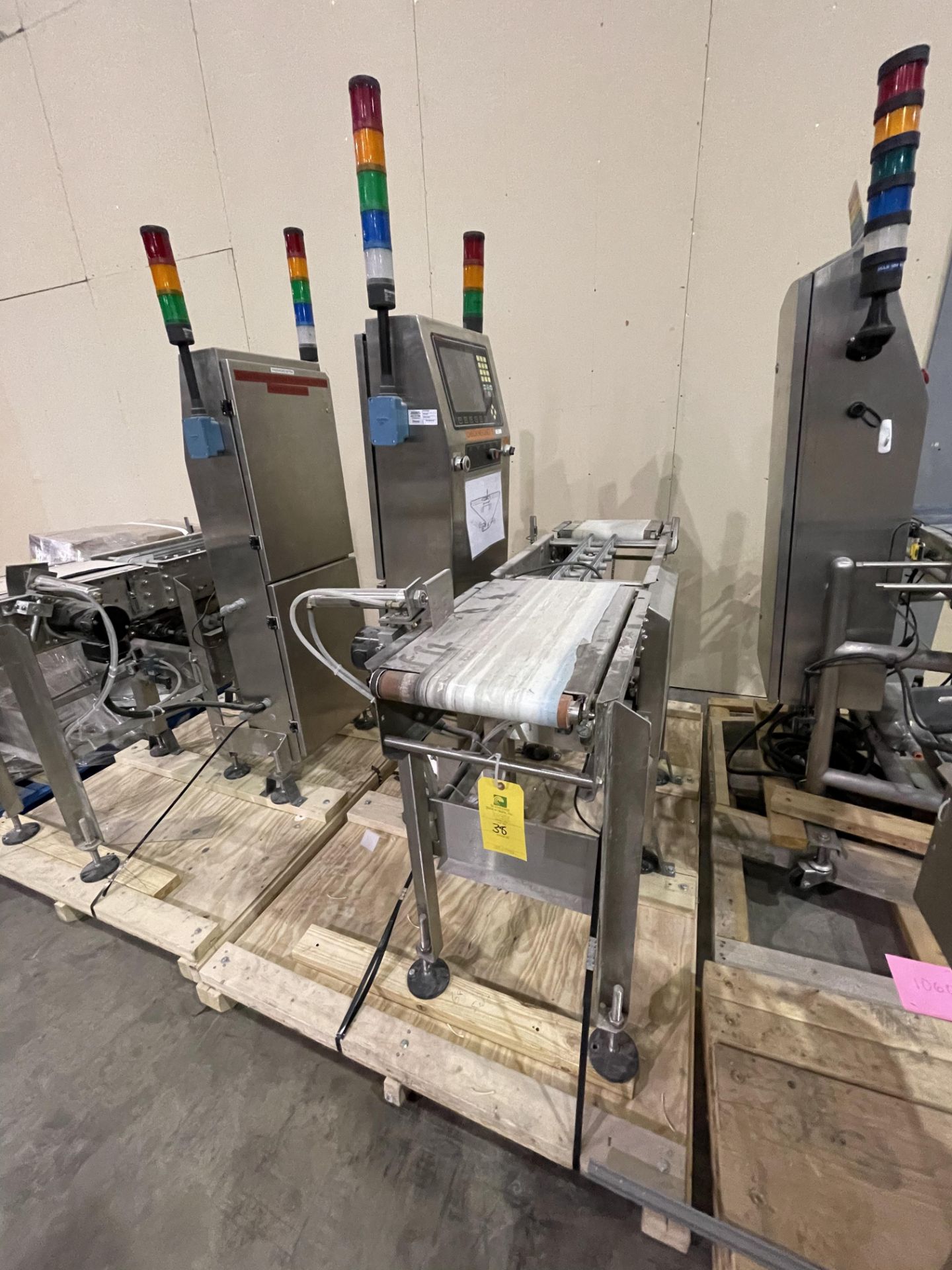Thermo Ramsey Checkweigher Model AC9000(P)-8120 S/N 0802735 Loading/Rigging Fee $100