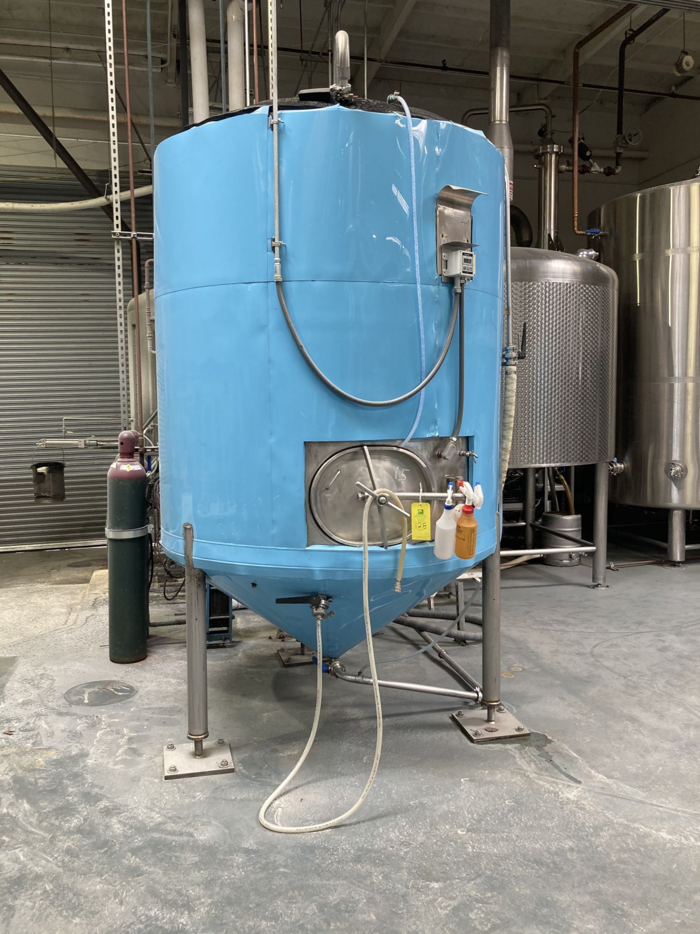 Stainless steel 30 bbl glycol jacketed insulated fermentation tank with 1.5 hp pump and P&F