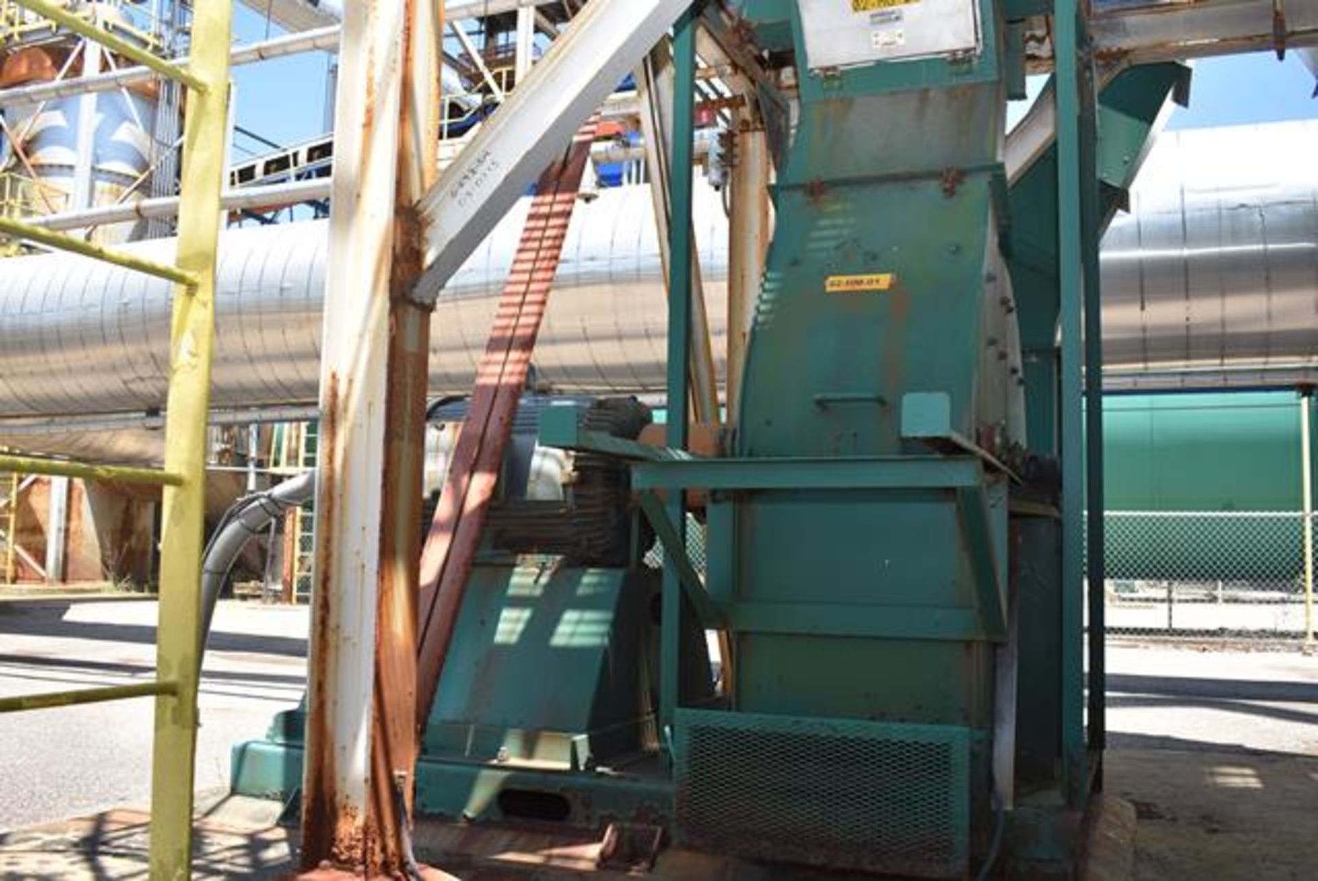 Hammer Mill 200 HP Motor - Green, Includes Bunting Magnet, SN N/A, ID 02-MG-01 - Image 2 of 2