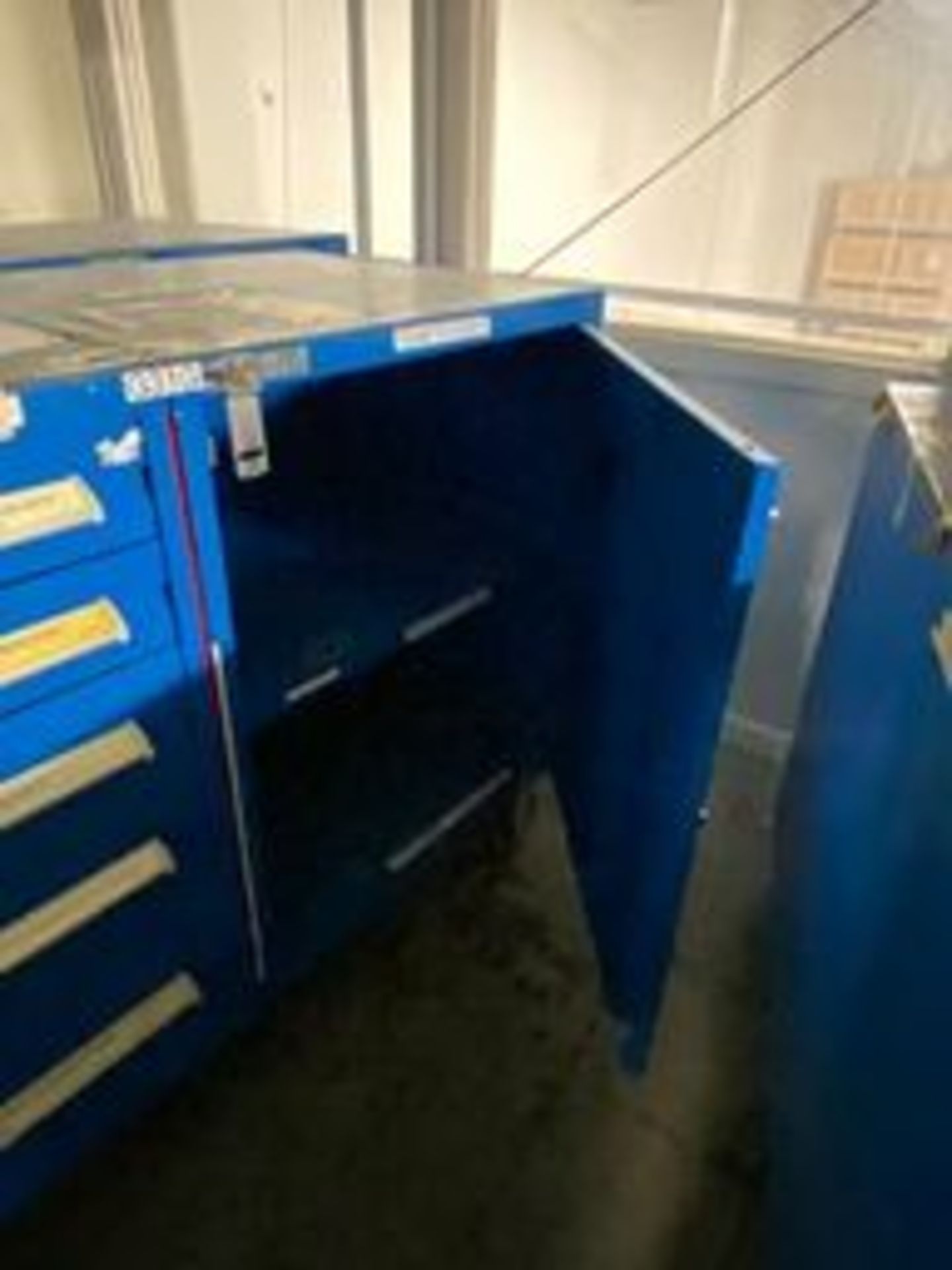 Blue (Vidmar Like)Tool Box Rigging Price: $50 - Image 2 of 2