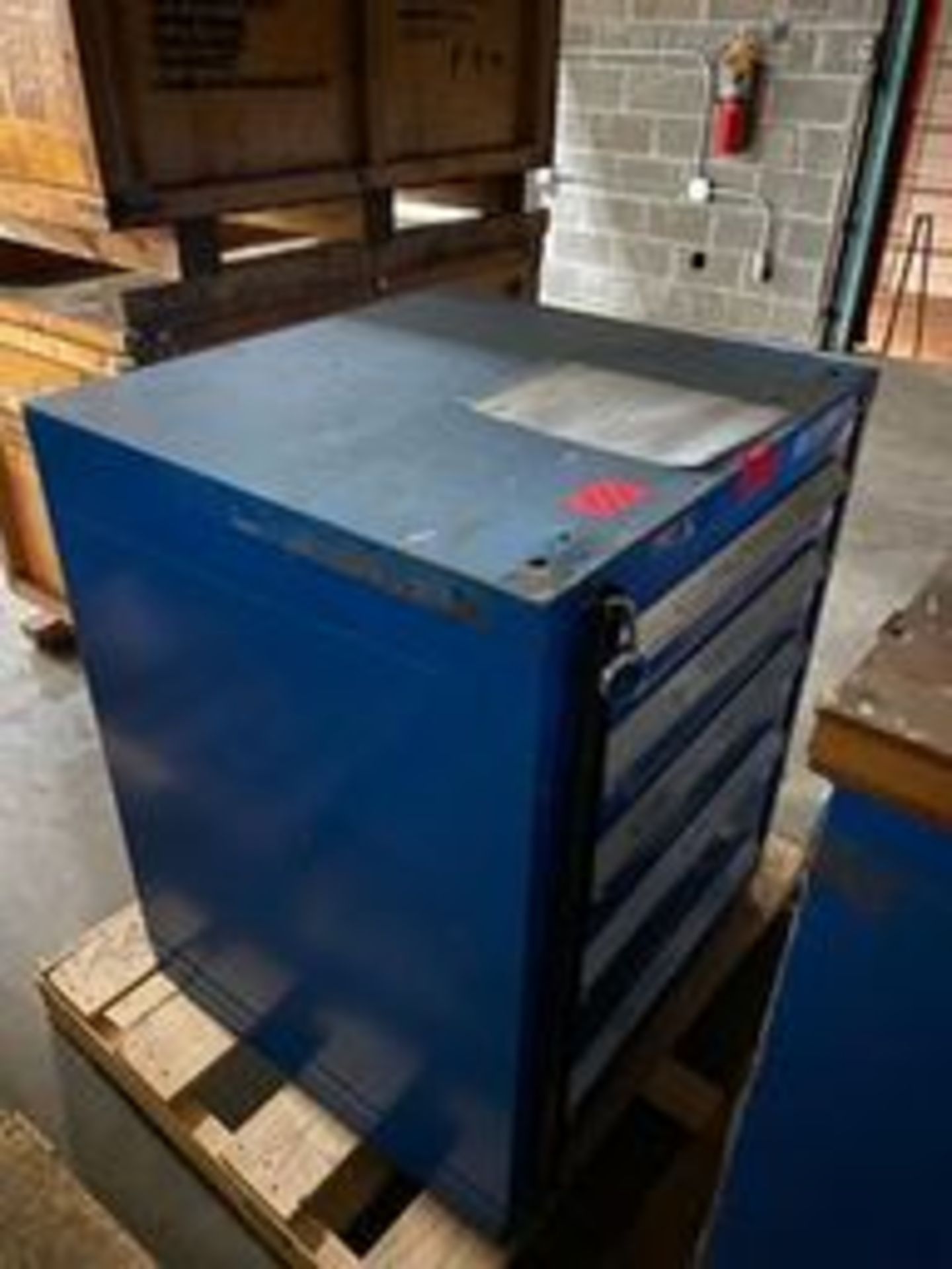 Blue (Vidmar Like)Tool Box Rigging Price: $50 - Image 2 of 4