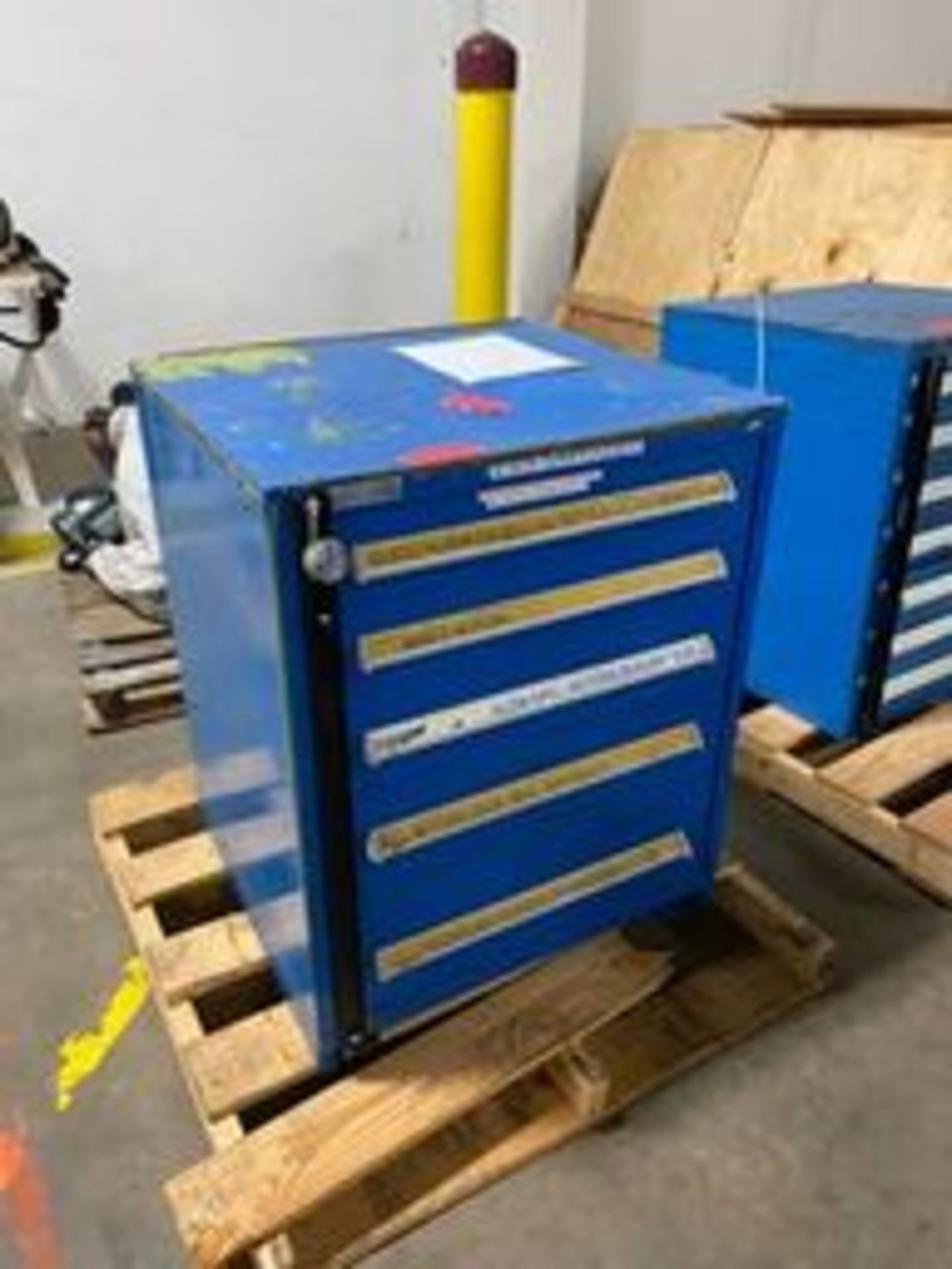 Blue (Vidmar Like)Tool Box Rigging Price: $50 - Image 2 of 2