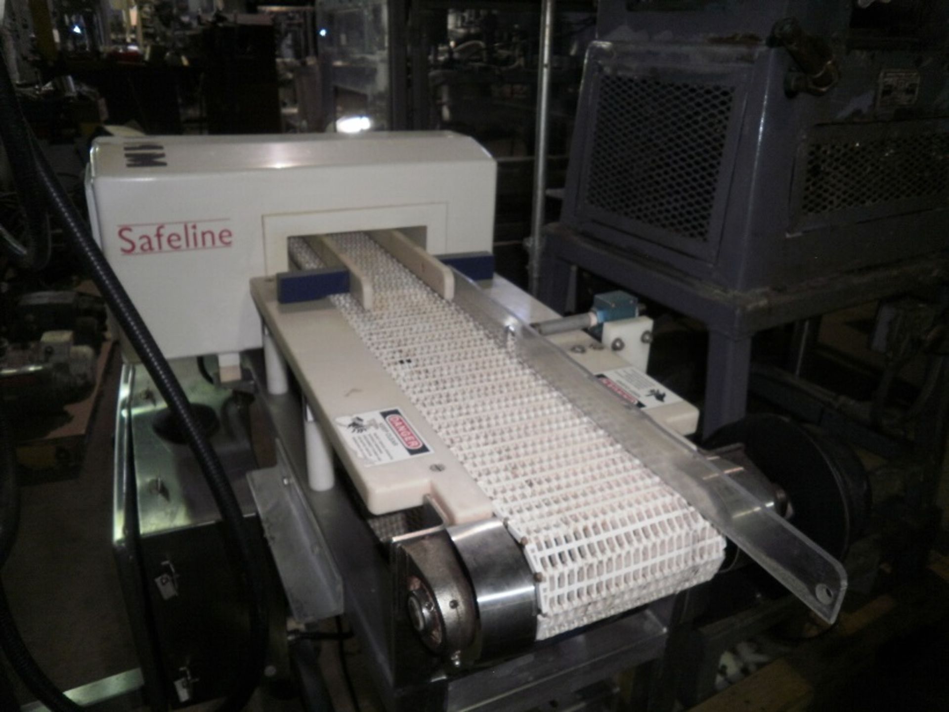 Safeline STD-09 x 03 P/300/ABS/V2 Metal Detector, Serial # 65148, c/w 7” wide x 50” long conveyor, - Image 2 of 2
