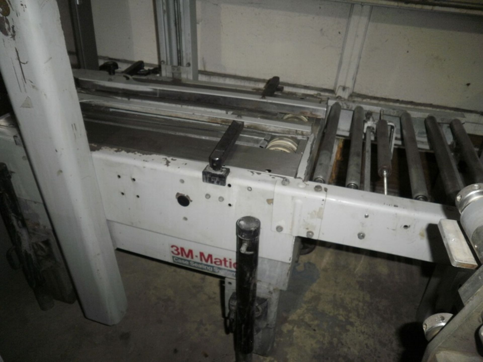 Lot of 2 x 3M case sealers (1 x100a, 1 x 200a) & 2 Expandable Conveyors INCOMPLETE - Image 2 of 2