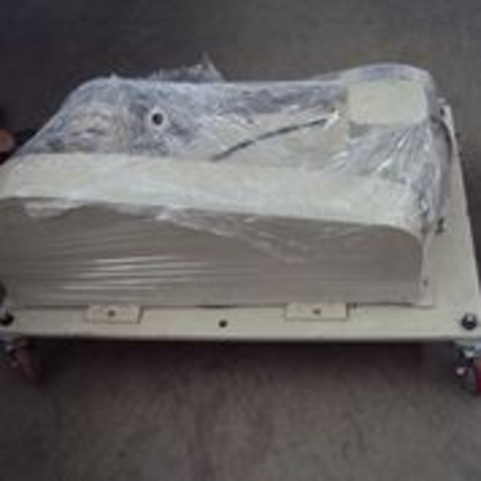 Chocolate Tempering Unit, Model: TMA100/1, Serial: 2043, Made: GELE Energy: 220V, 60Hz, Rigging an - Image 15 of 19