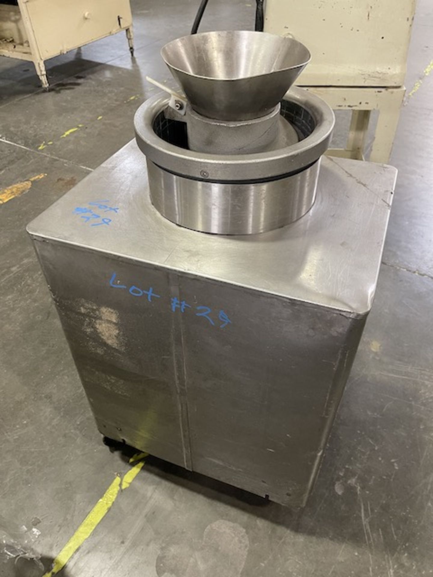 Round O Matic Dough Rounder, Model R900, Serial #1397 Rigging/Loading Fee $50 - Image 4 of 4