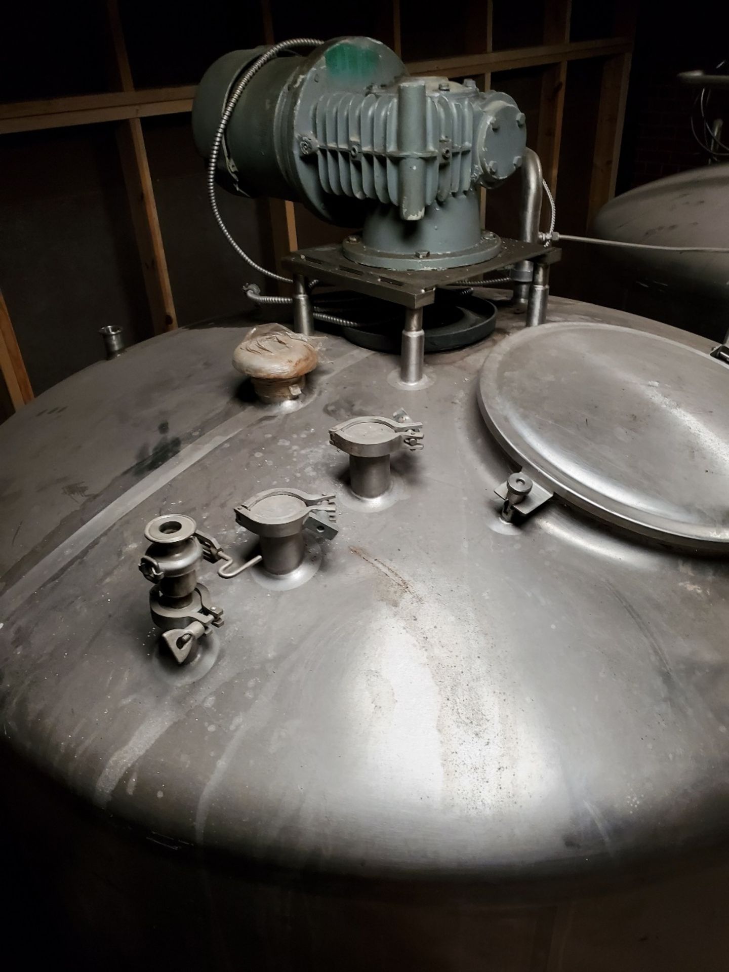 Lot of (2)- cherry burrell stainless mixing tanks. #1 Tank - serial# 1000-78-1986 model-cv #2 Tank- - Image 3 of 5