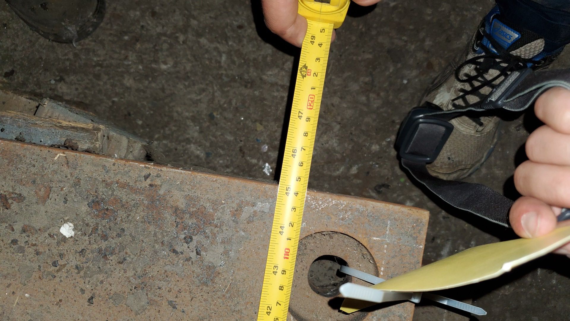 Hammermill Wear Plates, 73.5" Long x 45" Wide x 2" Thick, Rigging Fee: $100 - Image 4 of 6