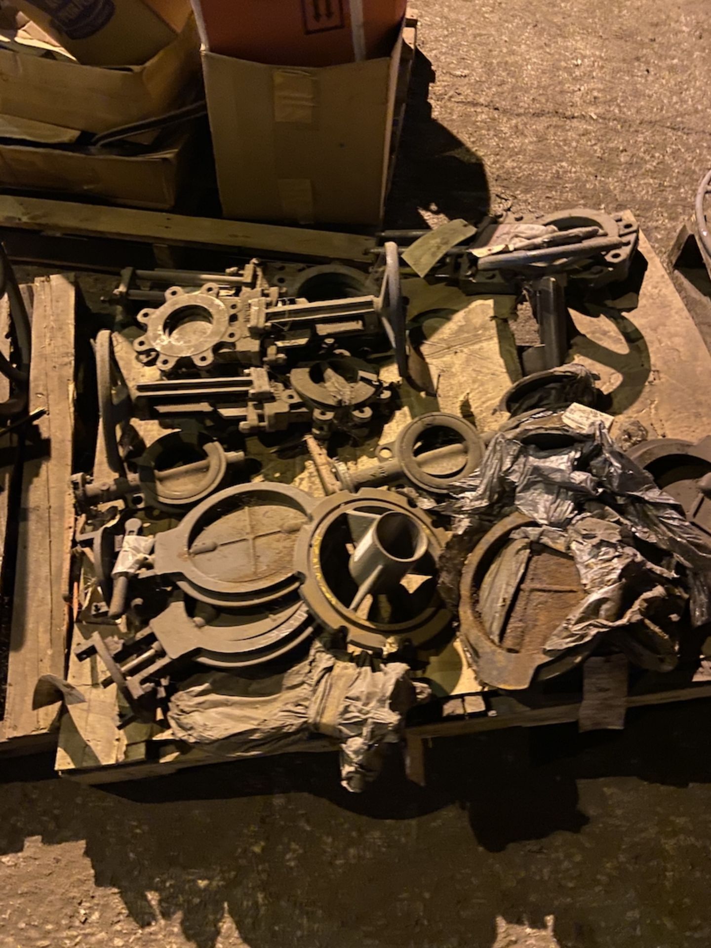 Miscellaneous Valves (All Pictured), Rigging/ Removal Fee: $1,200 - Image 9 of 14