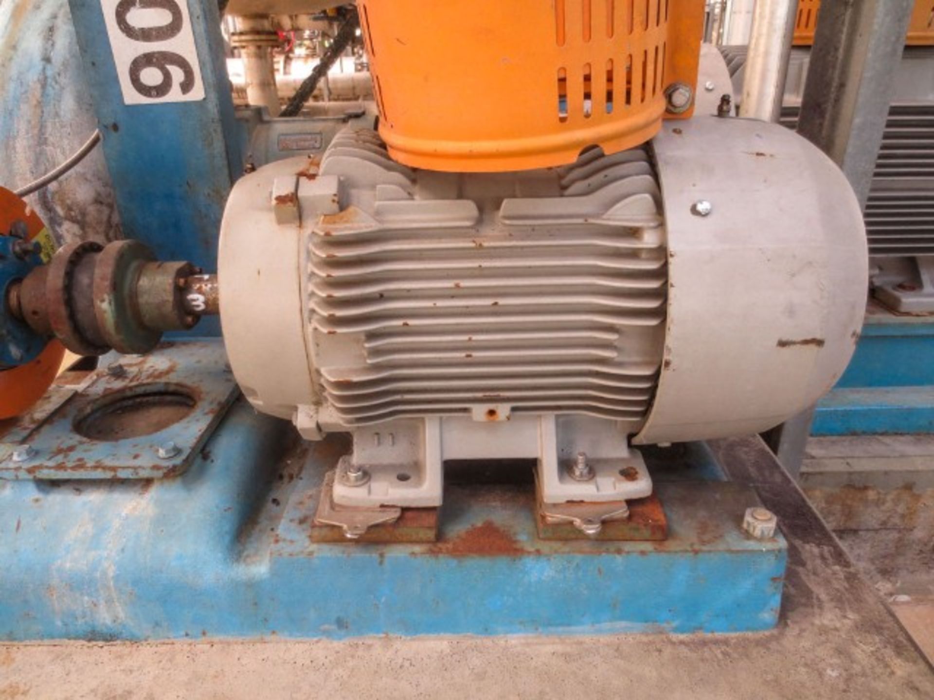 Goulds centrifugal pump, model 3196 STX. Material CD4MCU. Size 1.5X3-8 Rigging/Loading Fee: $650 - Image 5 of 7