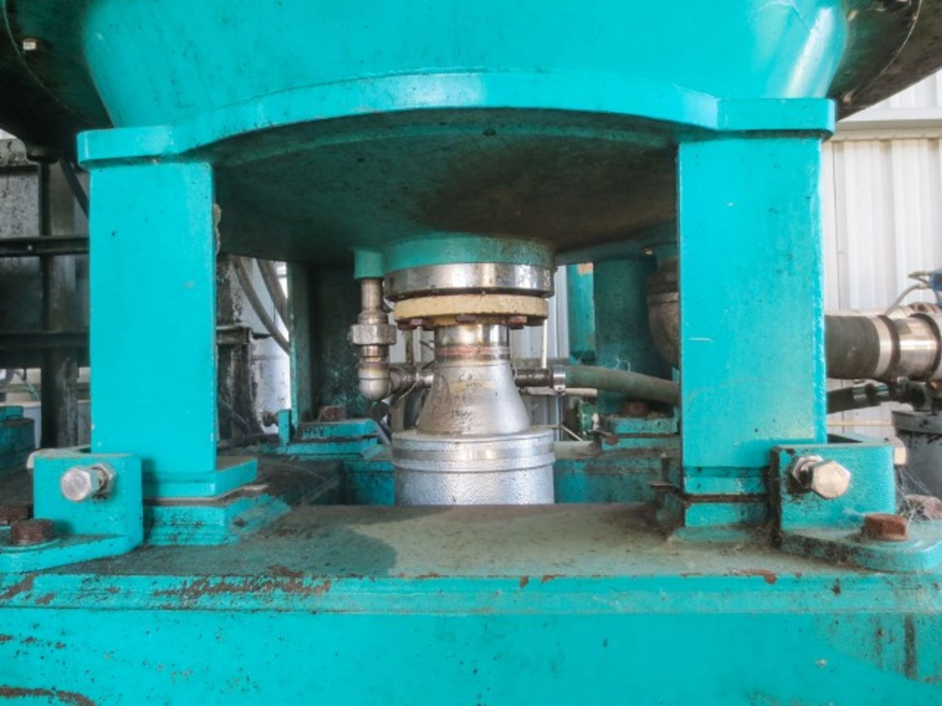 Centrifuge 3 phase Disc Nozzle (30 nozzles). Model FQC-950M-BF, sn 14CF3321. Disc centrifuge 36", - Image 4 of 19