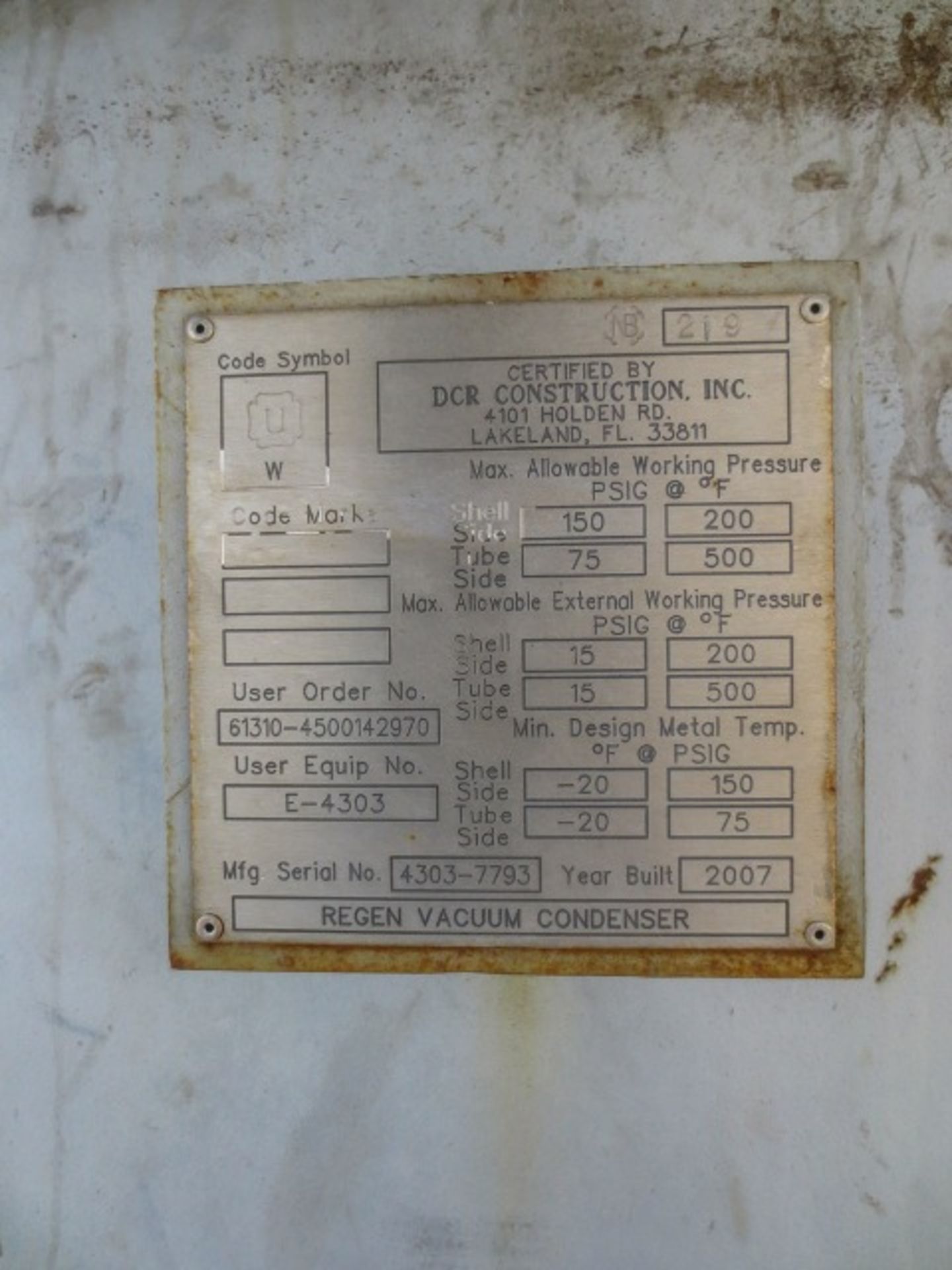 Heat exchanger shell & tube. Size 50" OD x 288" long tubes x 391.125" long OAL. Vertical on lugs. - Image 3 of 5