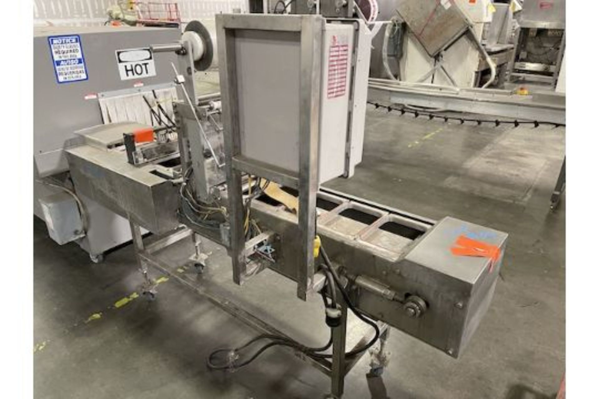 DM Lapointe Tray Sealer, 6.5" x 8.5" Dies, Portable Unit, Rigging/Loading Fee $50 - Image 3 of 5