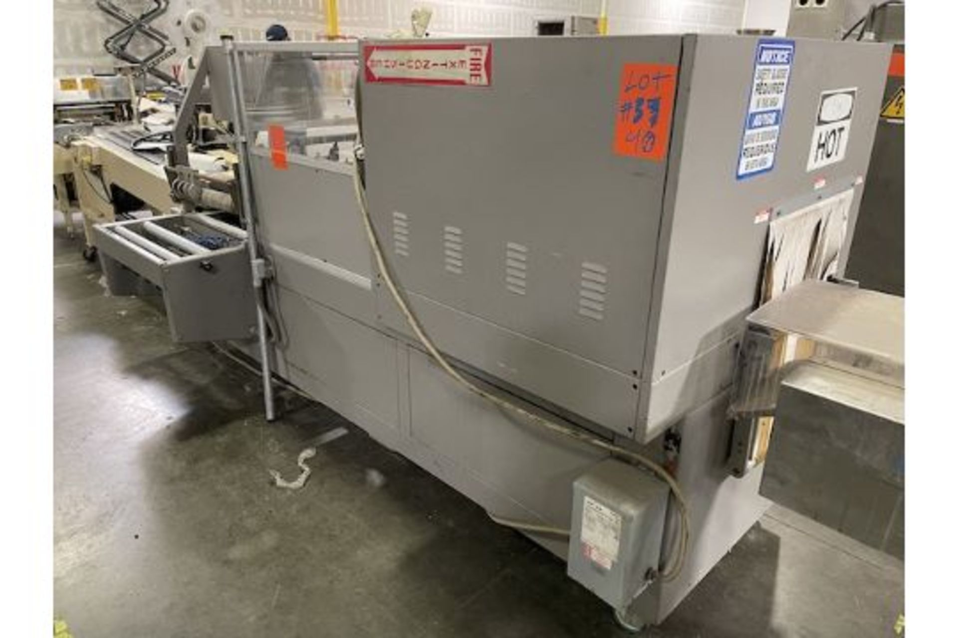 CS 5600 Copatta Tray Sealer with Heat Tunnel, 16" Wide Feed Belt, Rigging/Loading Fee $50 - Image 3 of 3