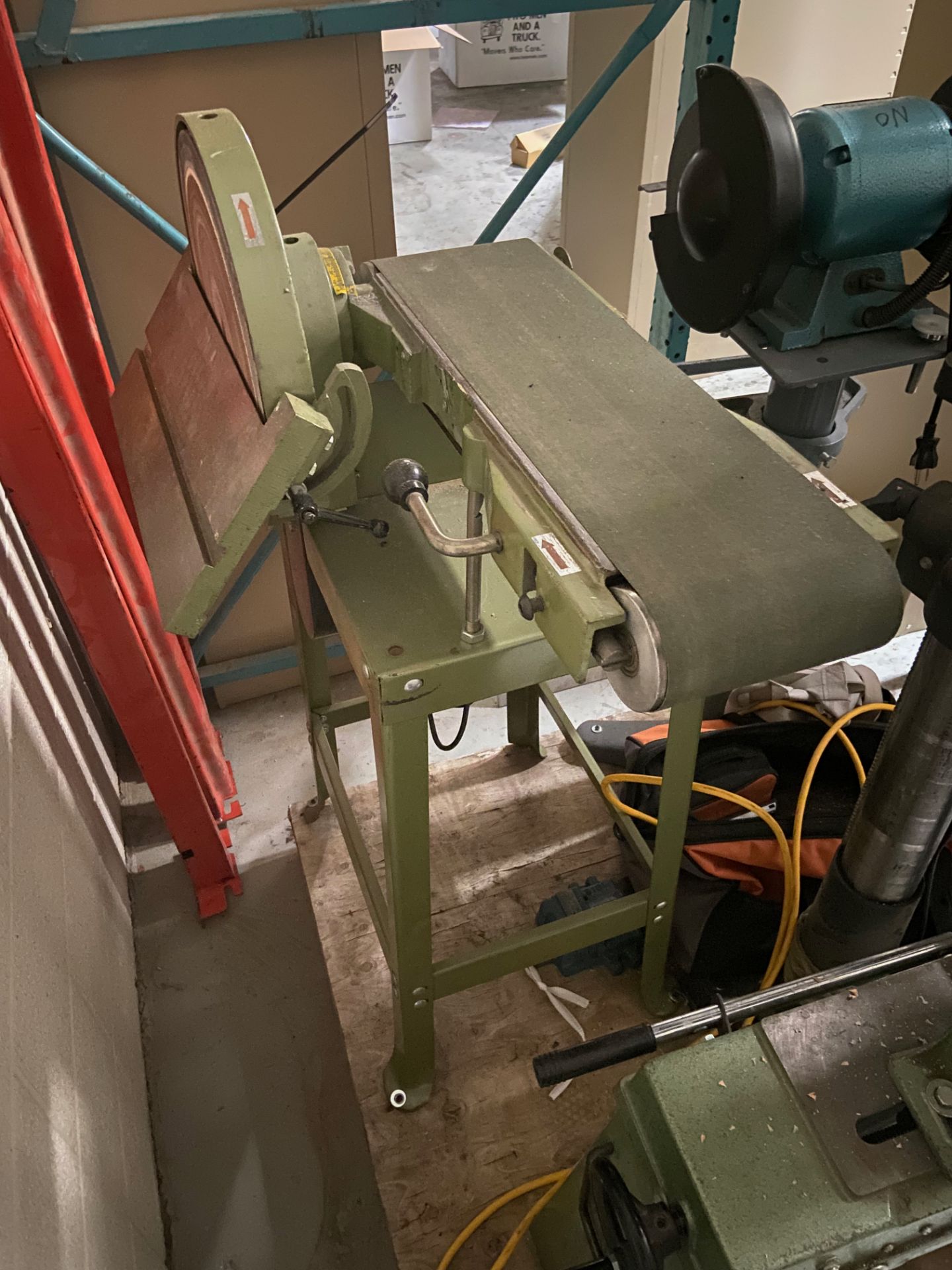 Belt and Disc Sander, Loading/Removal Fee: $25