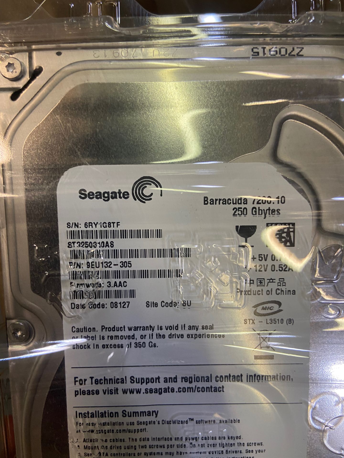 Box of Miscellaneous Computer Electronics Components, Includes: Seagate Barracuda 7200.10, 250 and - Image 2 of 9