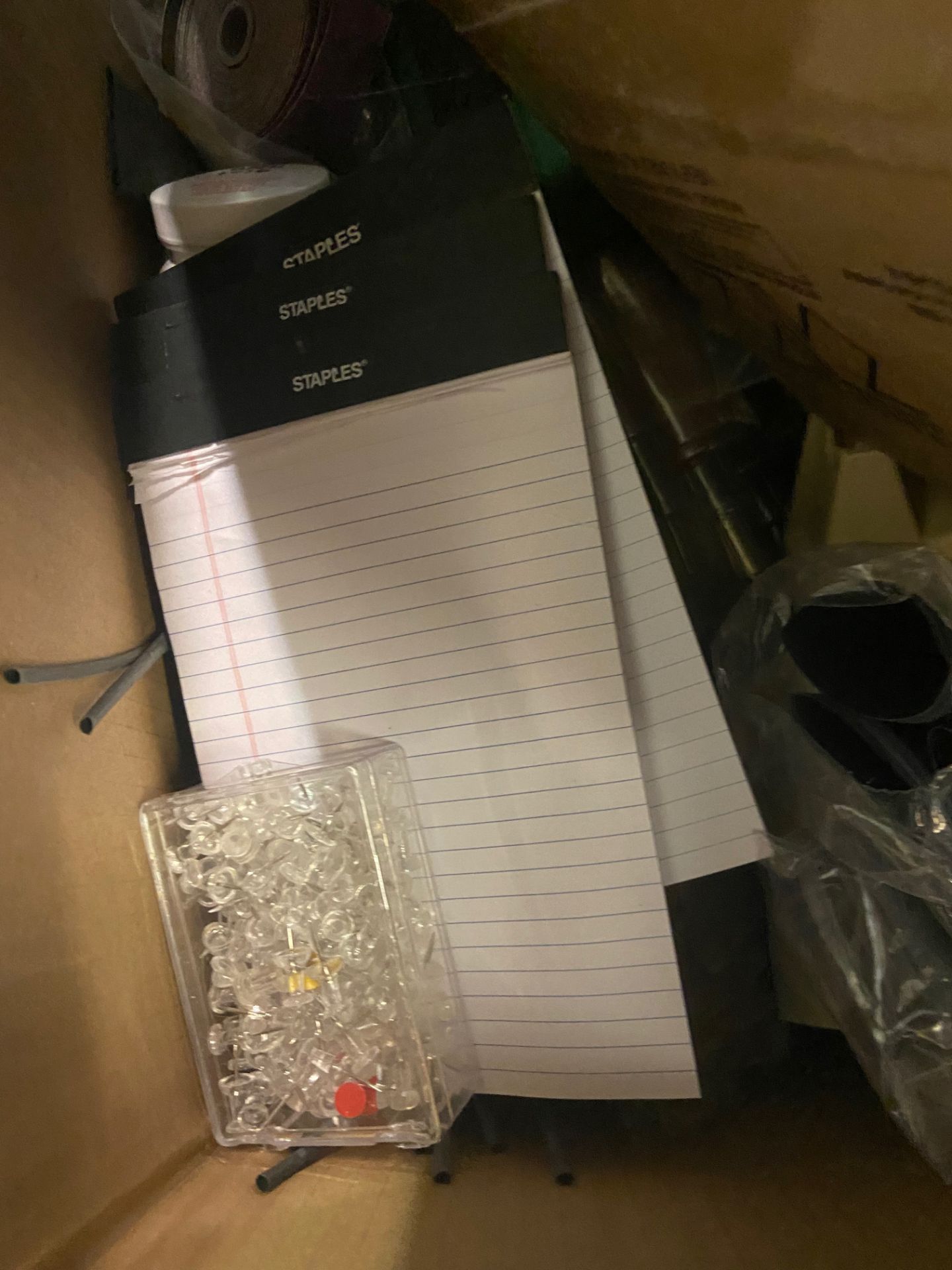 Box of Miscellaneous Computer Electronics Components, Includes: Seagate Barracuda 7200.10, 250 and - Image 8 of 9
