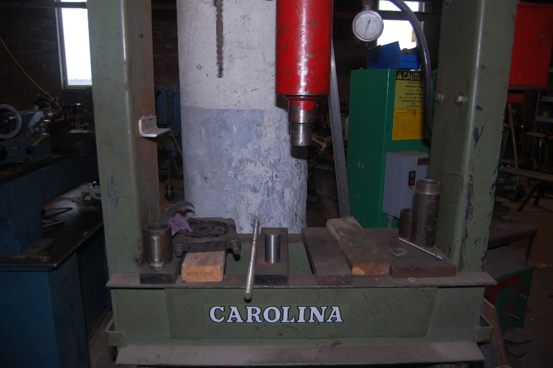 Carolina 50 ton hydraulic press model CBP 1200 SN 13828 75 x 35 x 28 inch ***LOADING FEE OF: $ 75 - Image 3 of 3