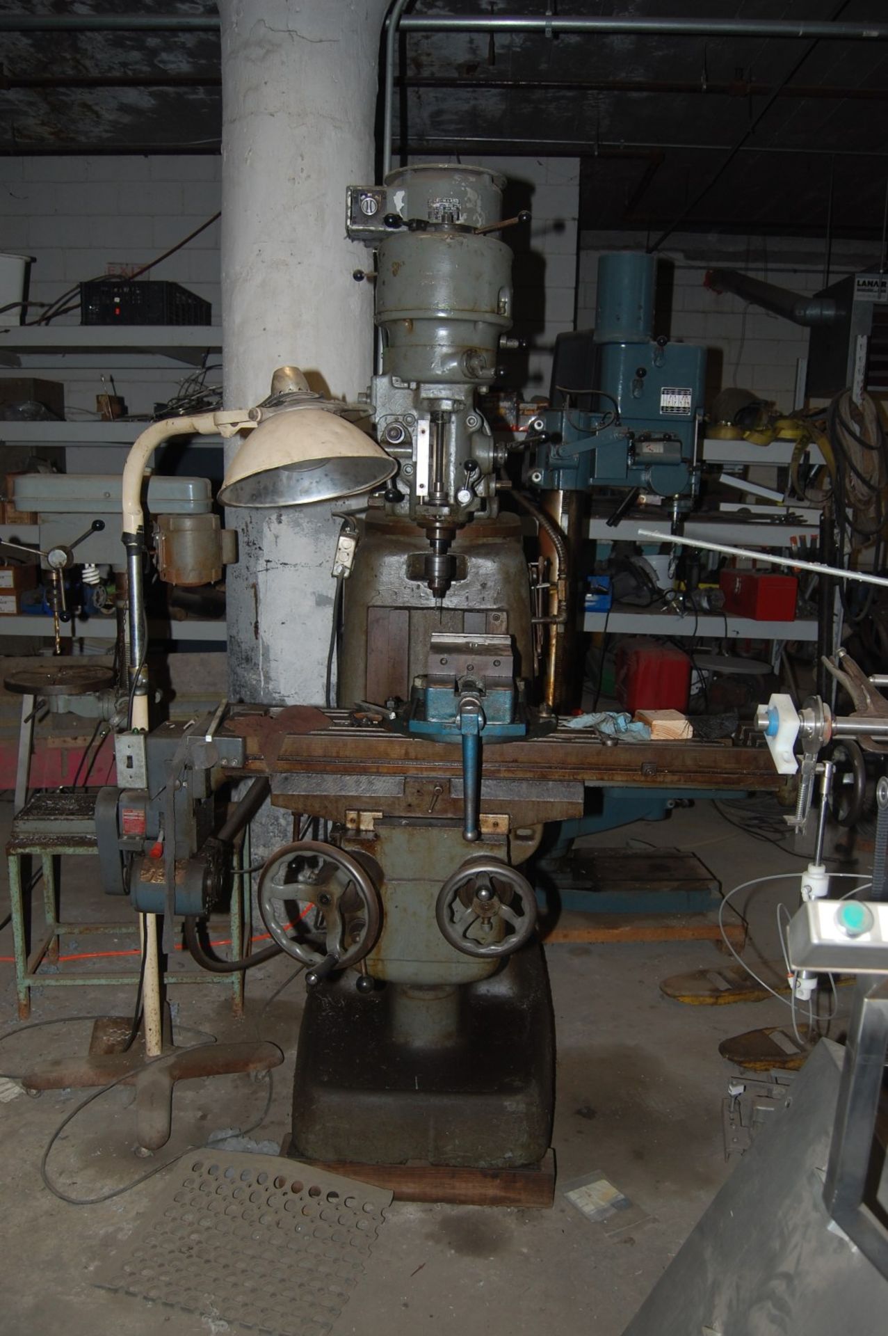 IMC Machine mill by Induma Milano Mod IS 1957 60x66x84" 220v single phase sn 570 442 ***LOADING - Image 2 of 5