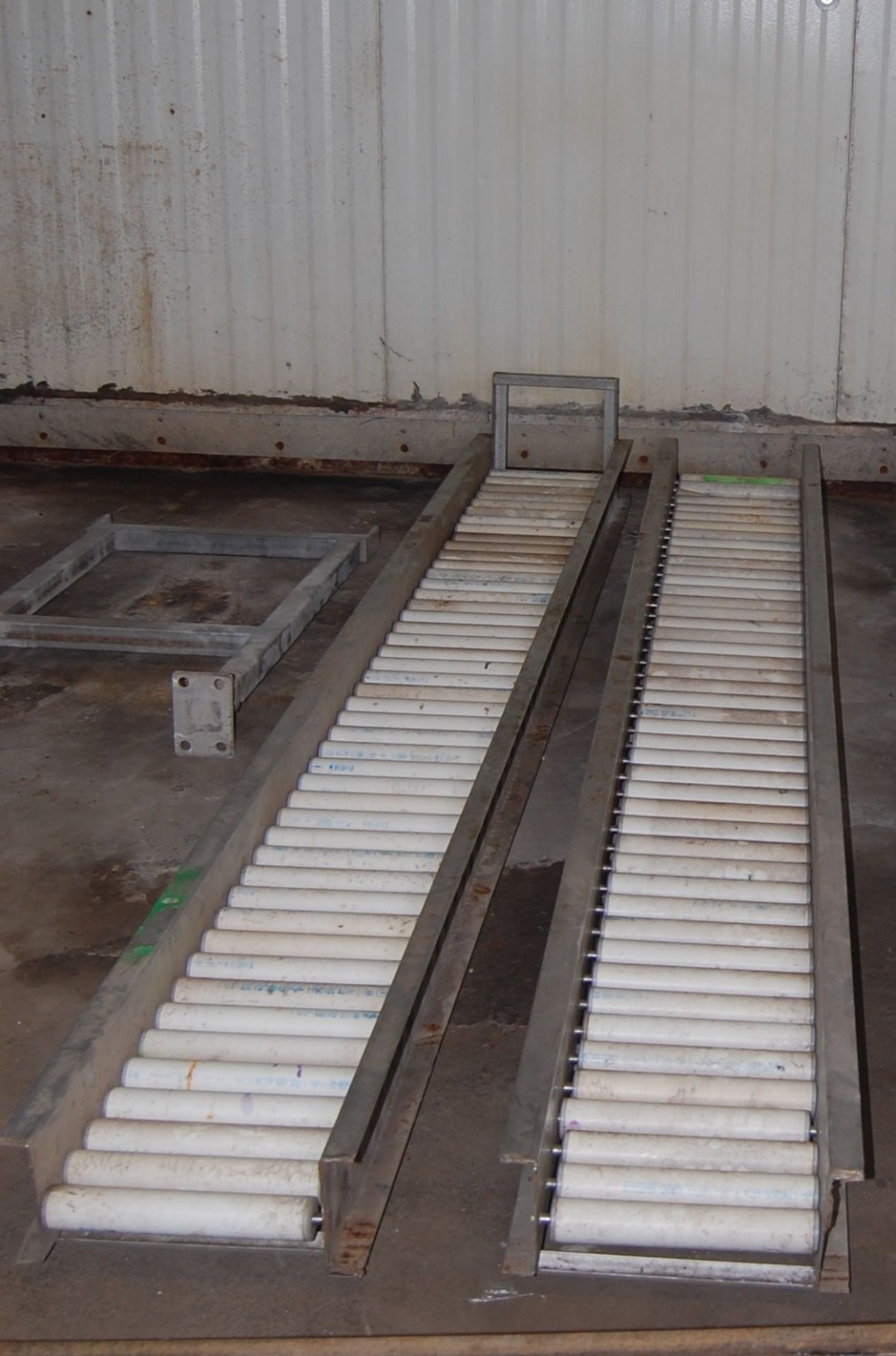 Roller conveyors SS frame 2- 44 inches 15 1/2 wide with pvc rollers 2 - 116 inch x15 1/2 with pvc - Image 2 of 2