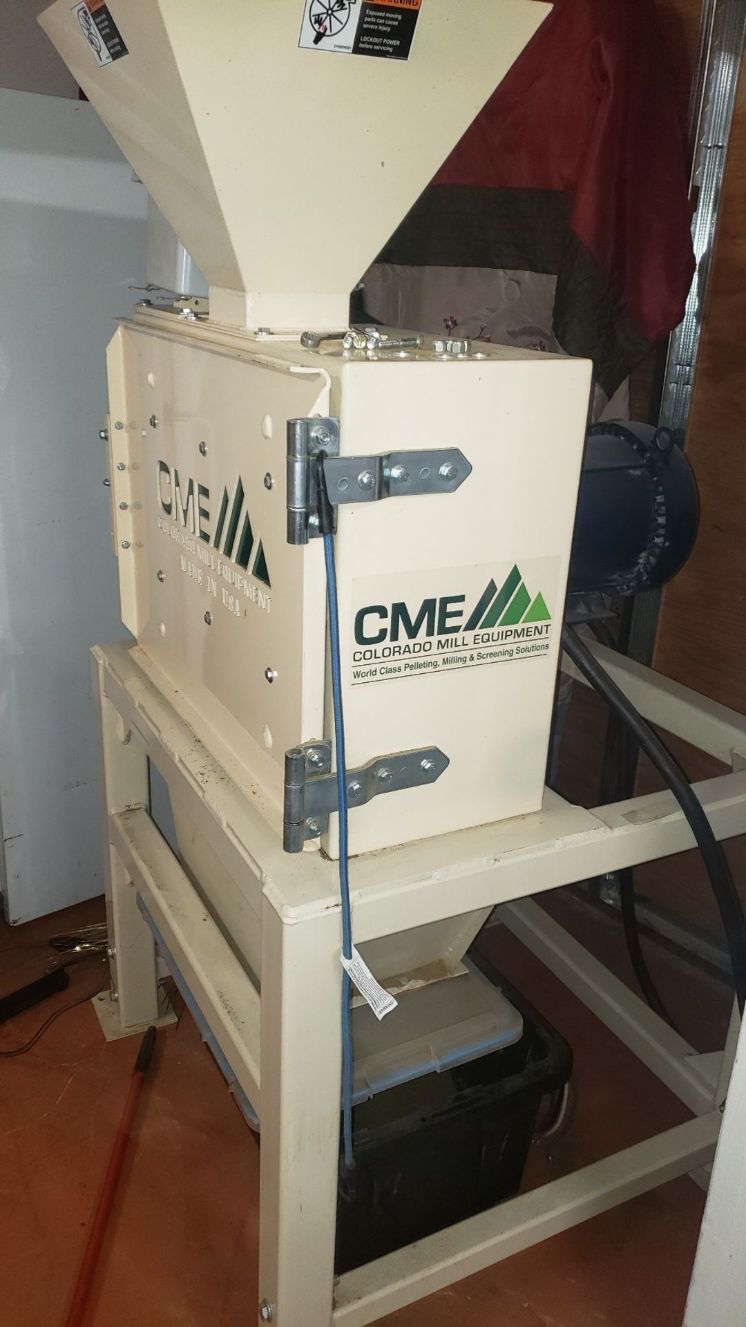 CME Hammer-Mill, model HNS-VB-HT-10, 10hp, grinds up to 7 tons of corn per hour with 3/16"